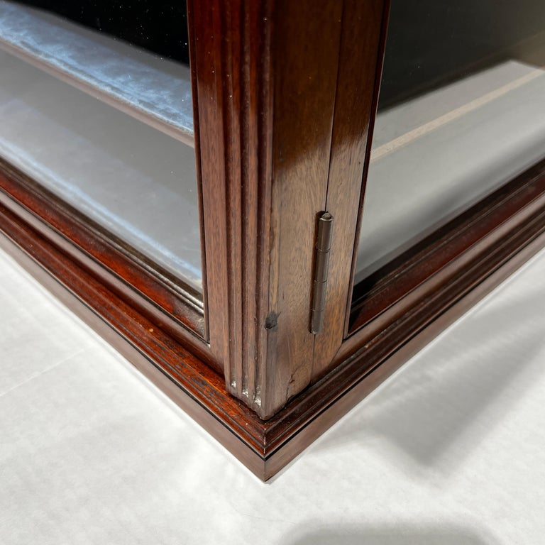 Pair of Mahogany Jewelry Cases For Sale at 1stDibs