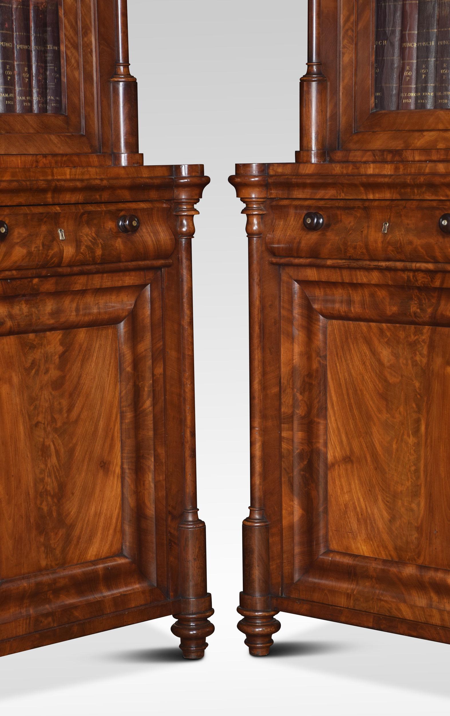 19th Century Pair of Mahogany Library Bookcases