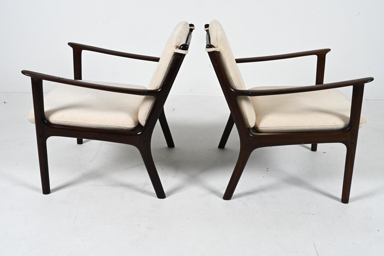 Wool Pair of Mahogany Lounge Chairs, Model PJ 112 by Ole Wanscher for Poul Jeppesen