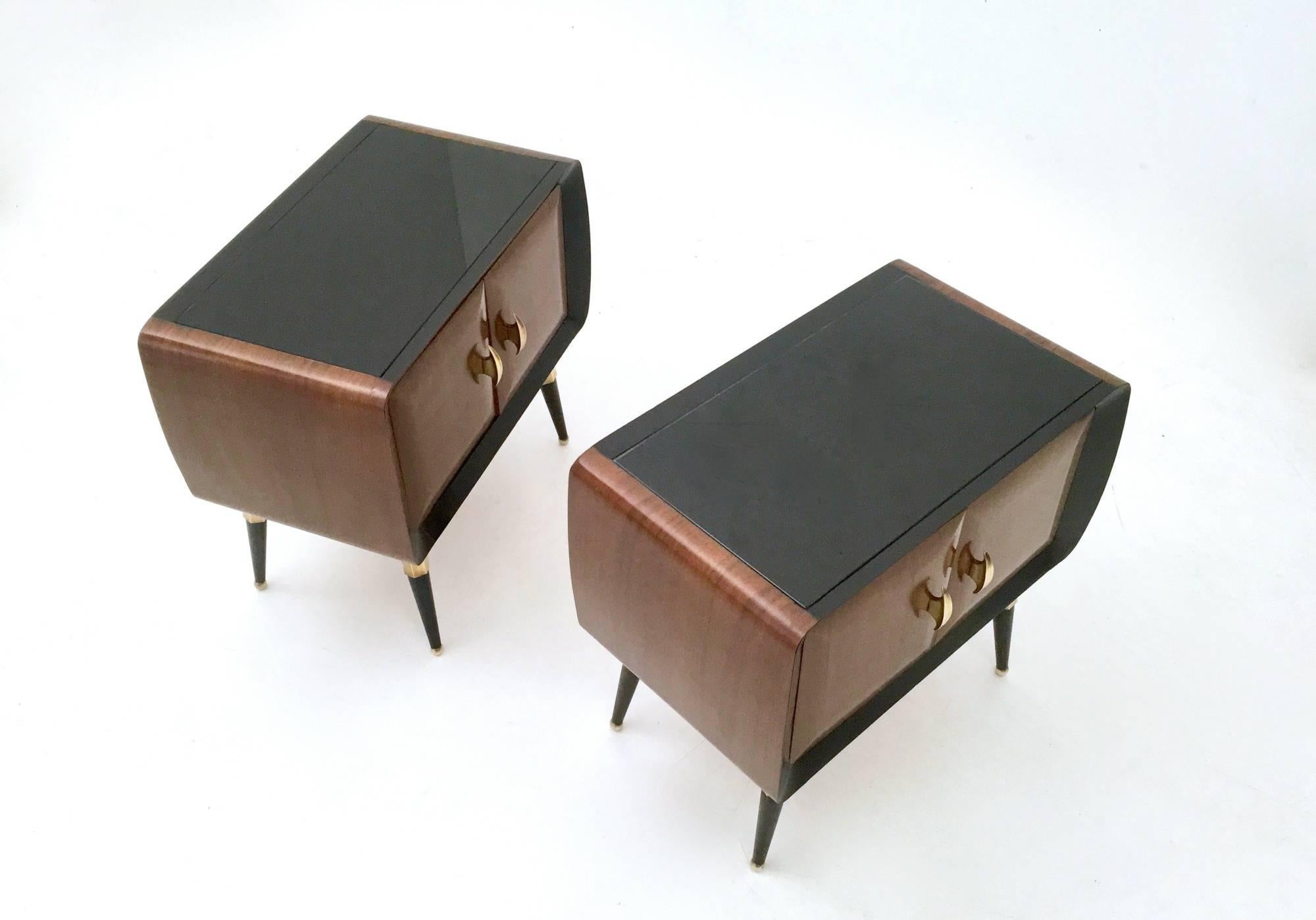 Mid-20th Century Pair of Mahogany Nightstands with Back-Painted Glass Top, Italy, 1950s