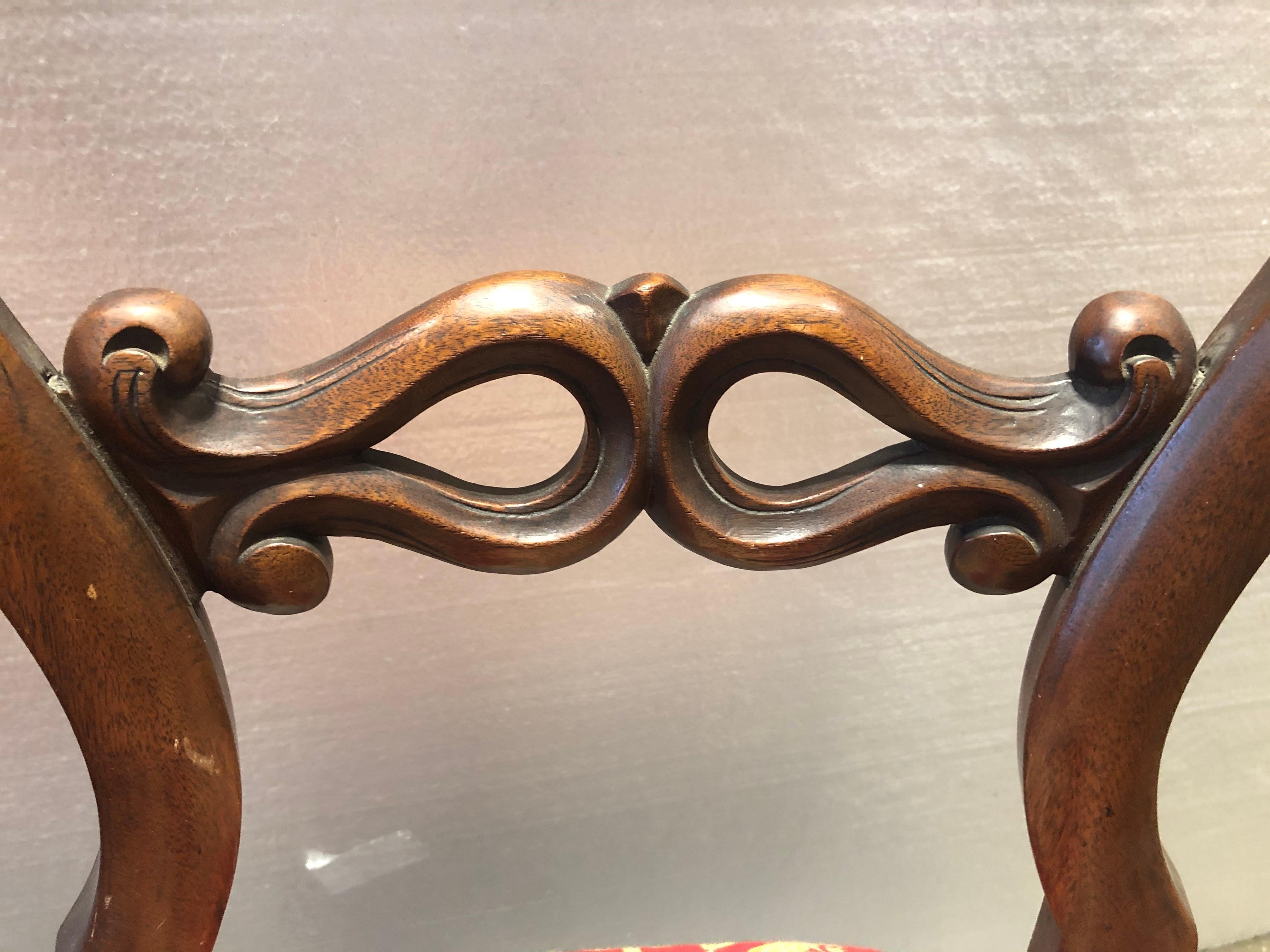 Pair of Mahogany Side Chairs In Good Condition For Sale In Dallas, TX