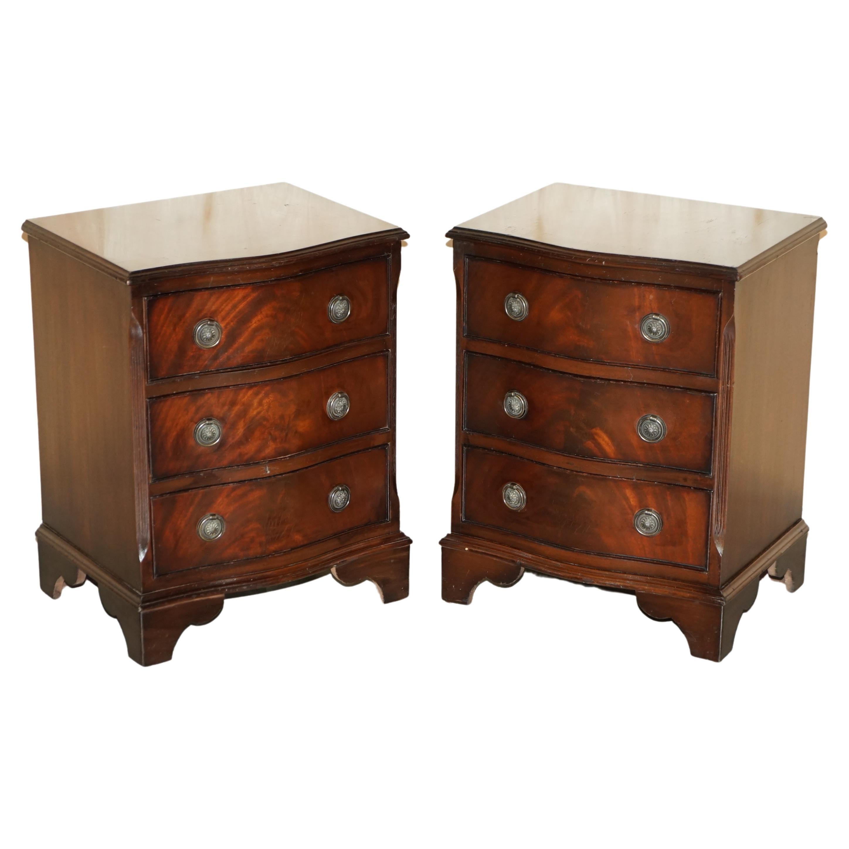 Pair of Hardwood Side End Lamp Table Sized Serpentine Fronted Chest of Drawers