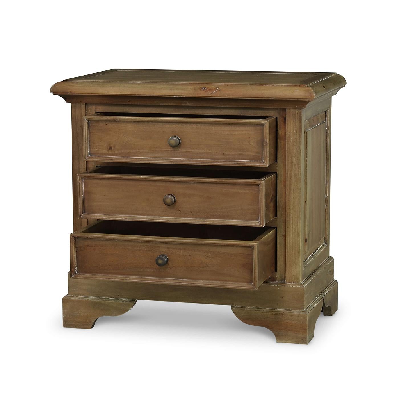 American Classical Pair of Mahogany Solid Wood Nightstands For Sale