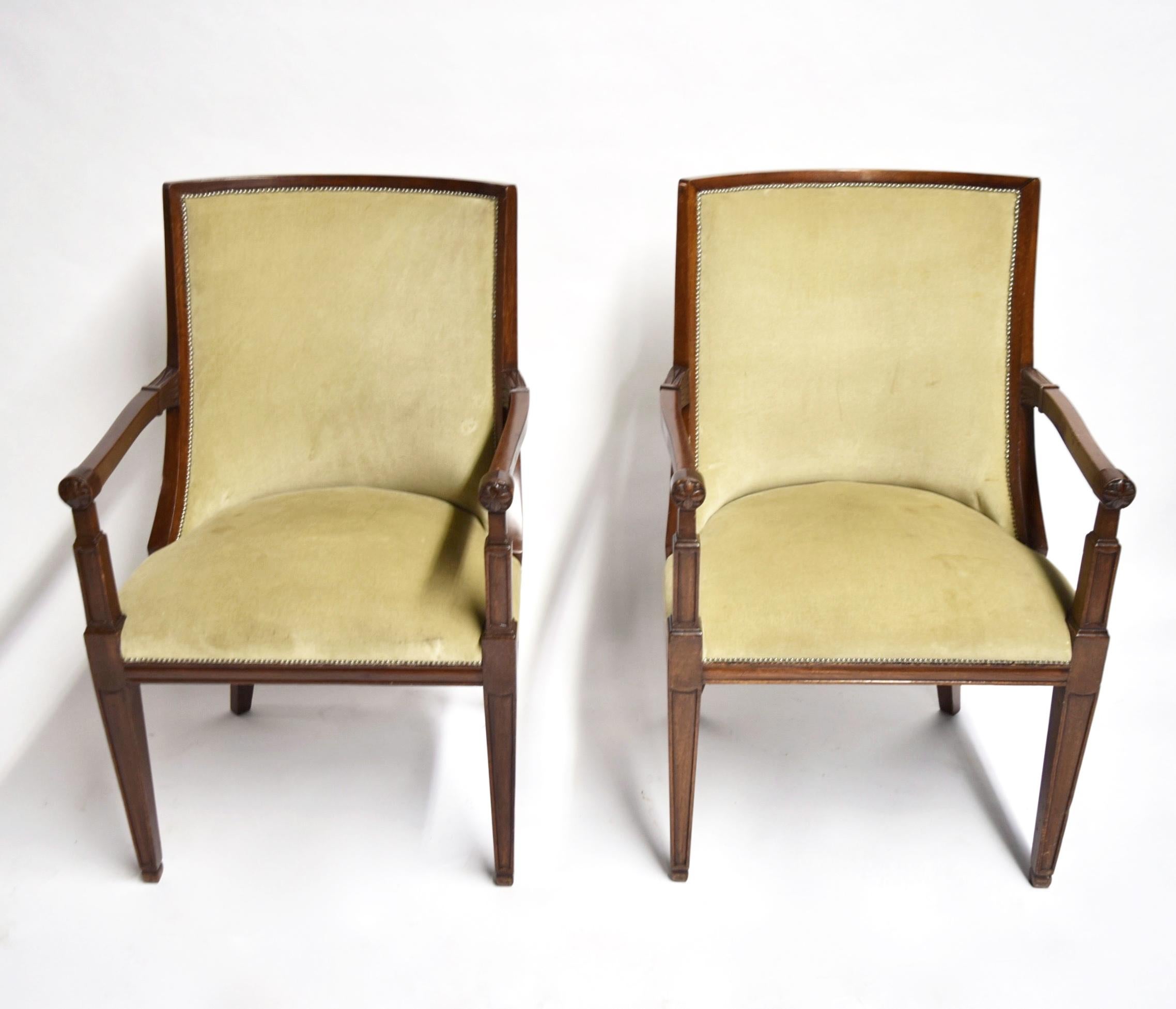 19th Century Pair of Mahogany Wood and Beige Mohair Velvet Armchairs, France Circa 1840 For Sale