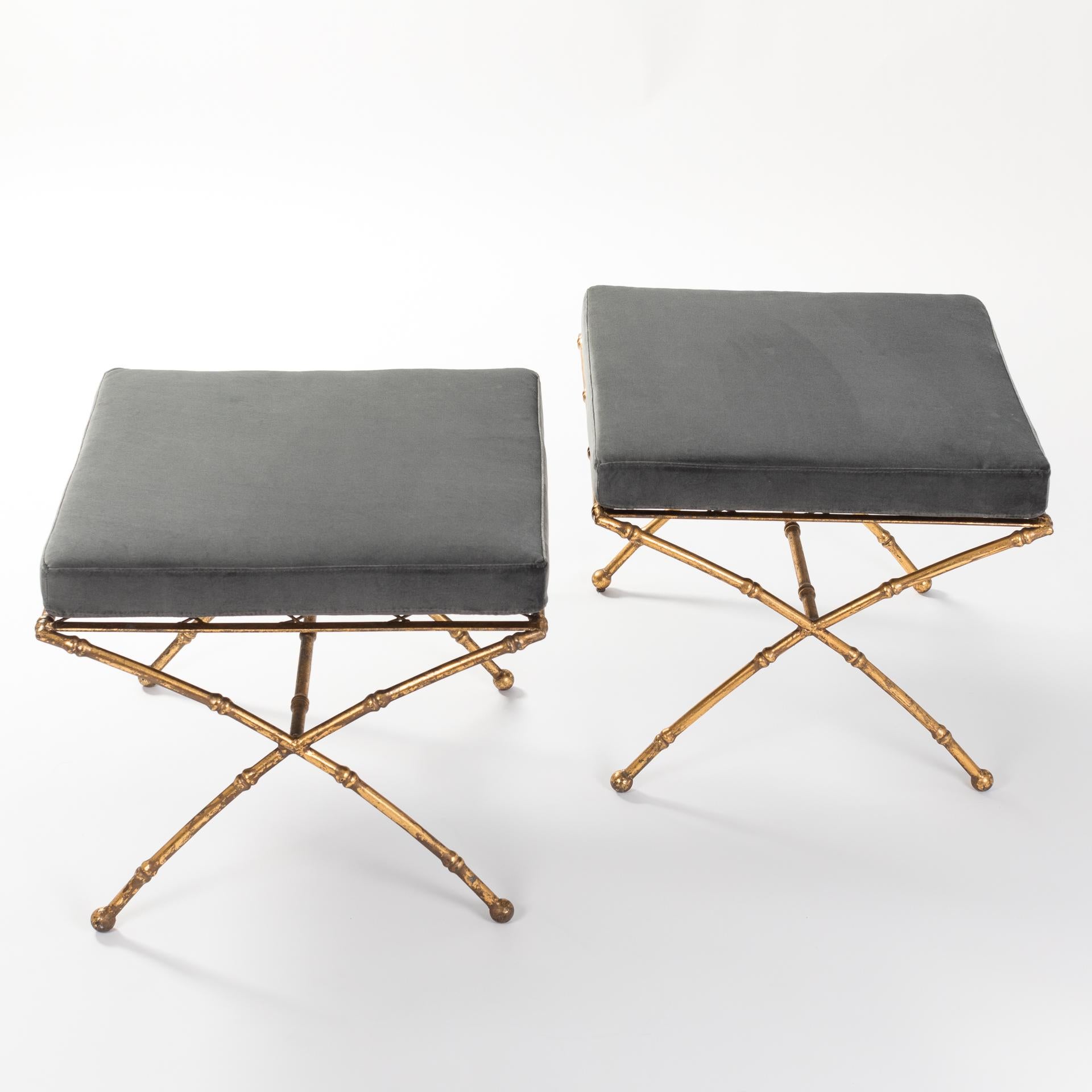 Light-footed and stylish stools in gilt iron bamboo design in the style of Maison Baguès.
The stools fuse modern neoclassical with a spare midcentury aesthetic.
The matt cotton velvet by Pierre Frey complements the golden-brown patina very well.
The