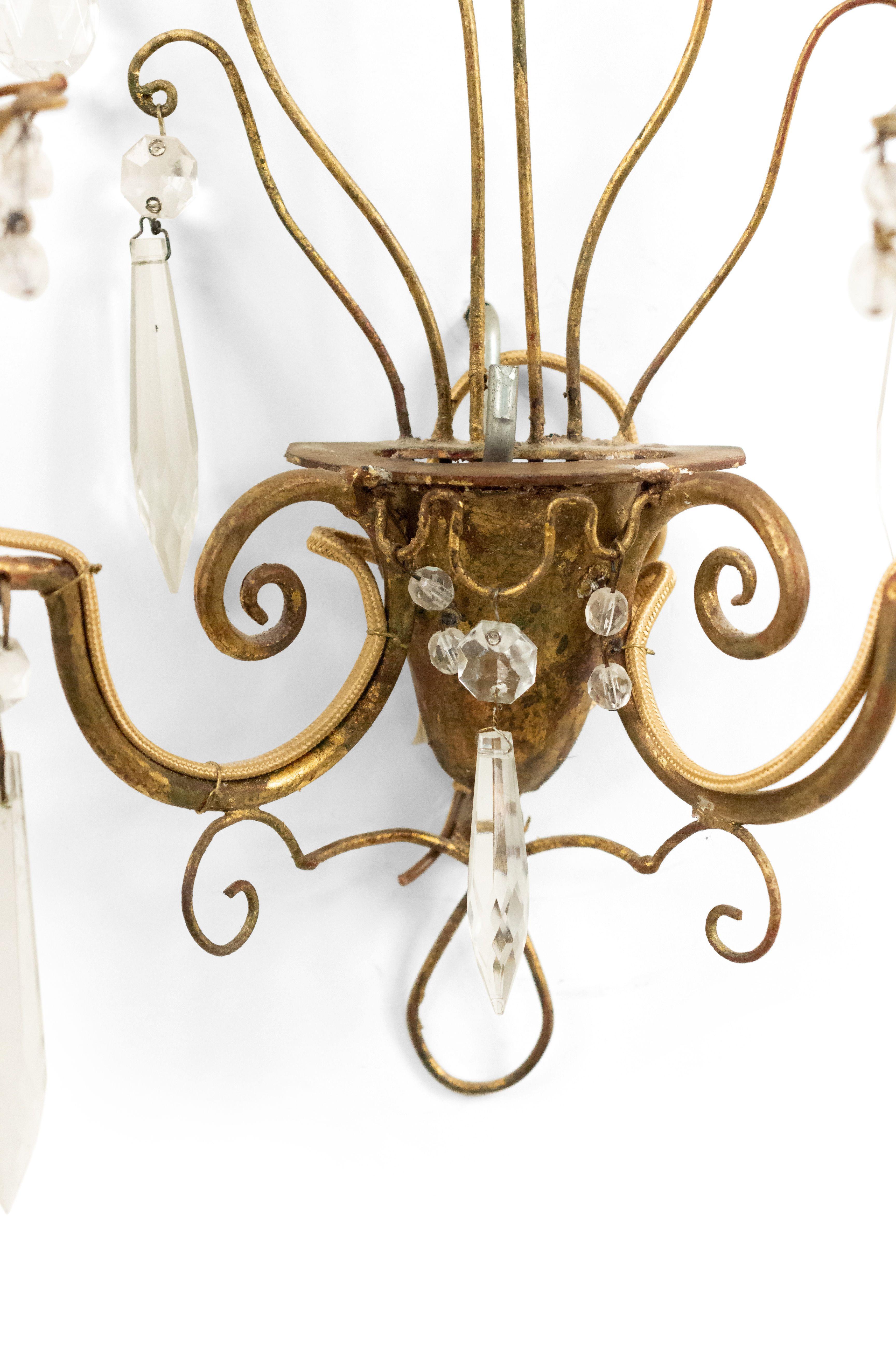 Pair of Maison Bagues French Mid-Century Gilt Metal Wall Sconces In Good Condition For Sale In New York, NY