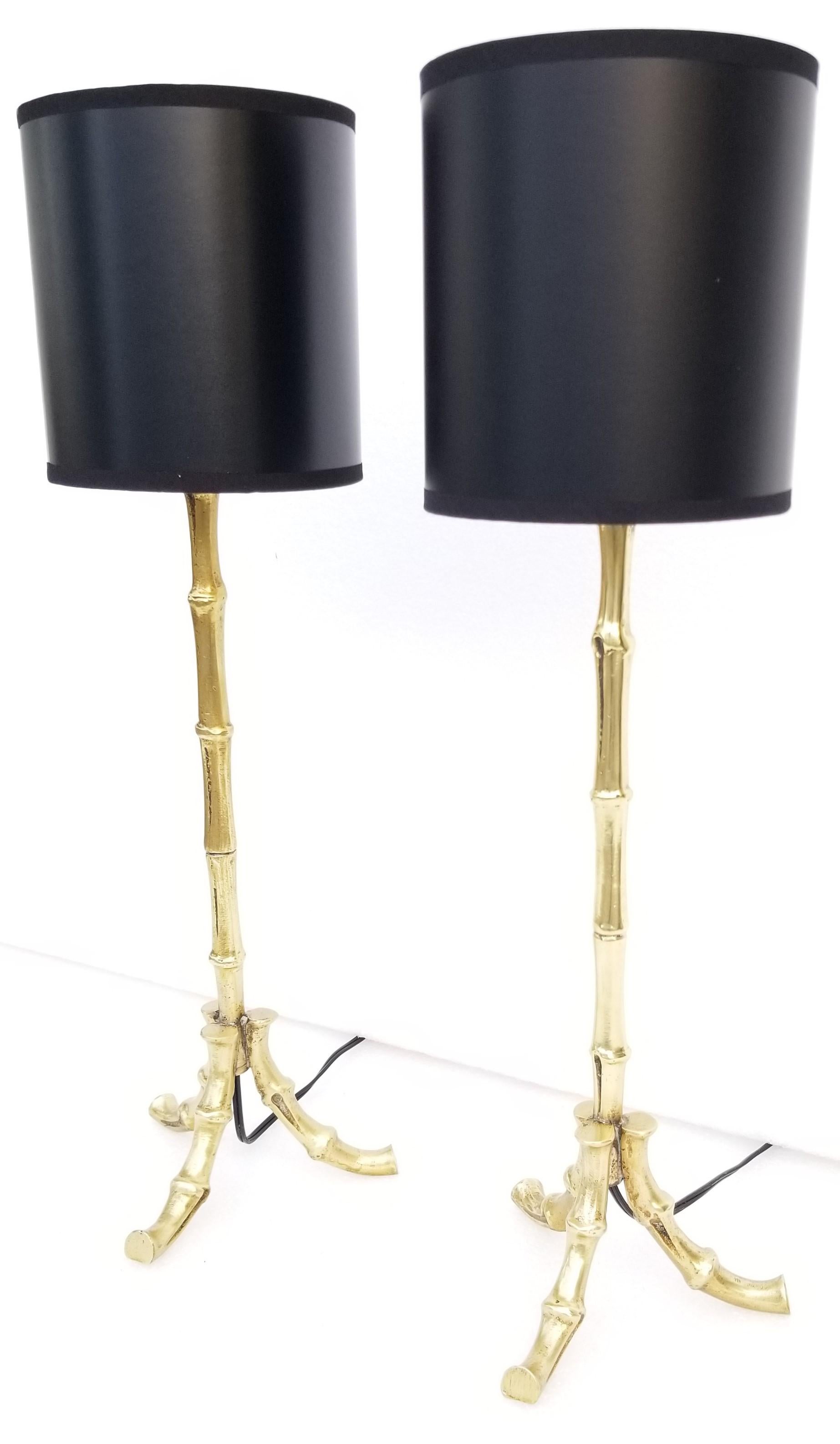 Mid-Century Modern Pair of Maison Baguès Table Lamp For Sale