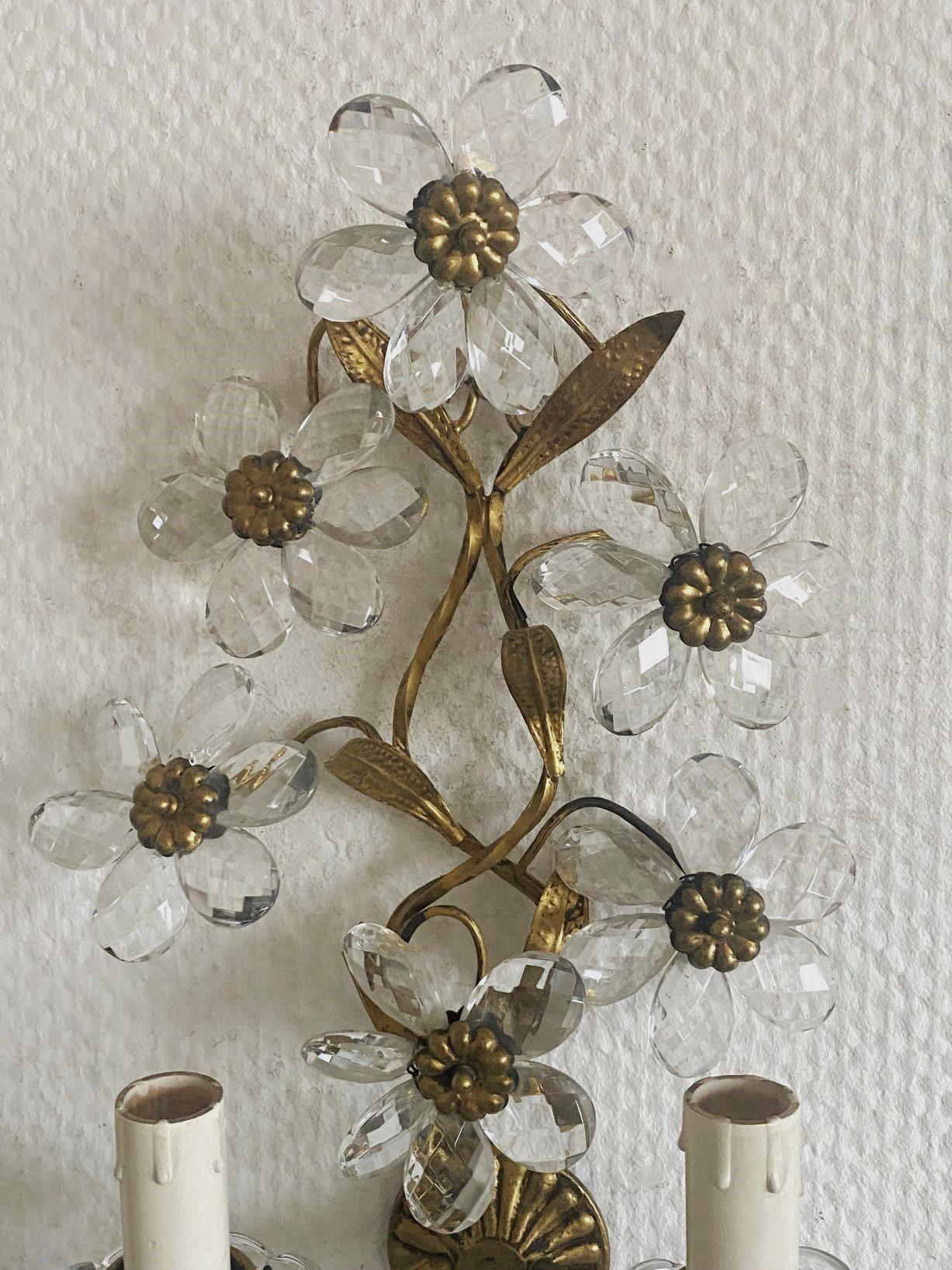 Gilt Pair of Maison Baguès Wrought Iron Clear Crystal Flower Wall Sconces, 1920s For Sale