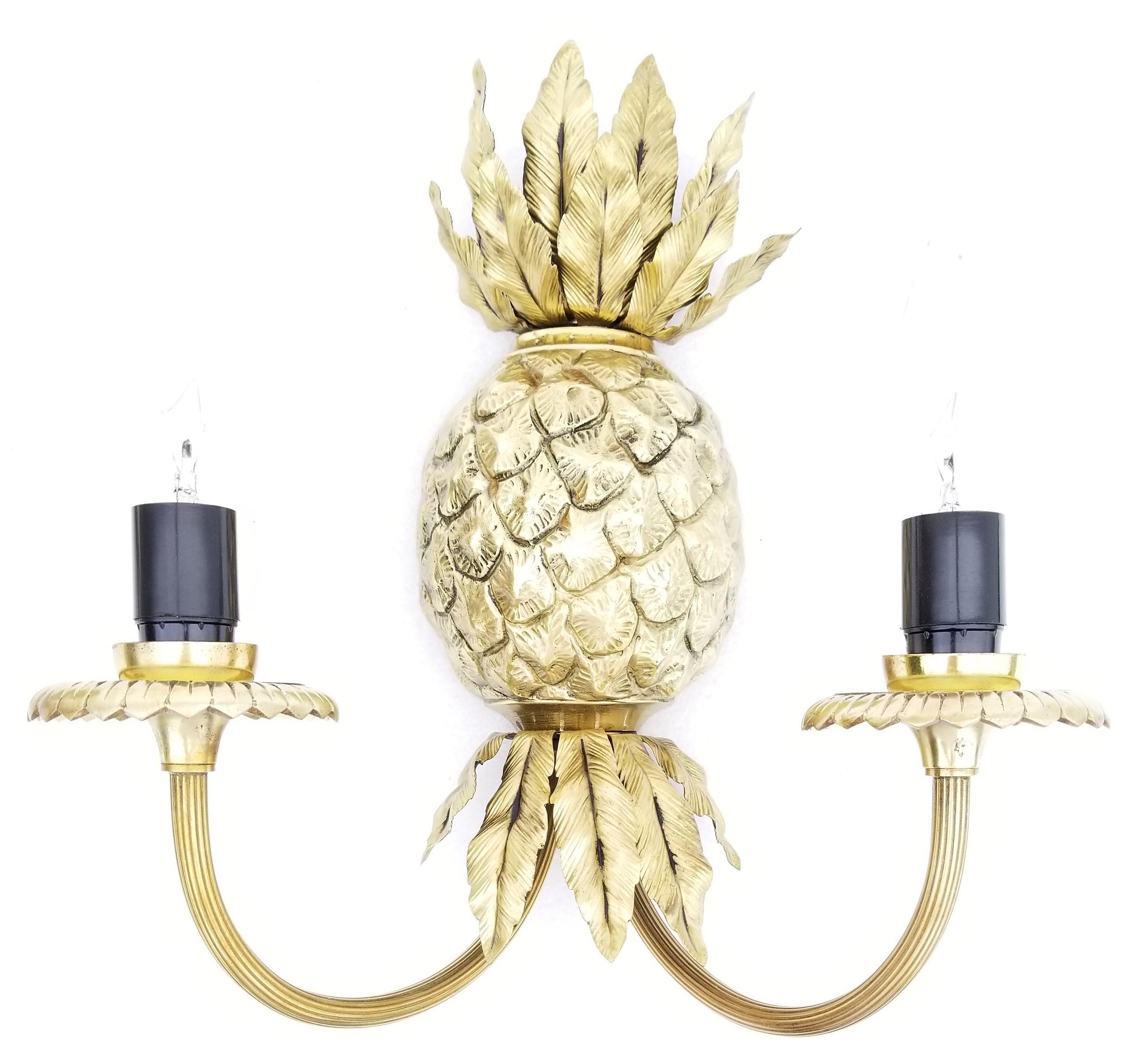 pineapple sconce