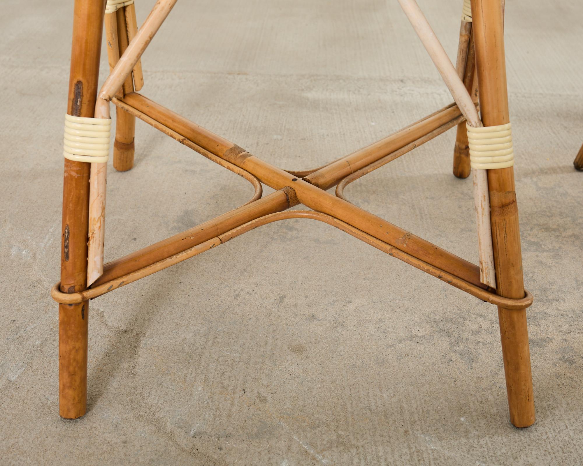 Paar Maison Gatti Haussman Rattan geflochtene Bistro-Sessel im Angebot 9