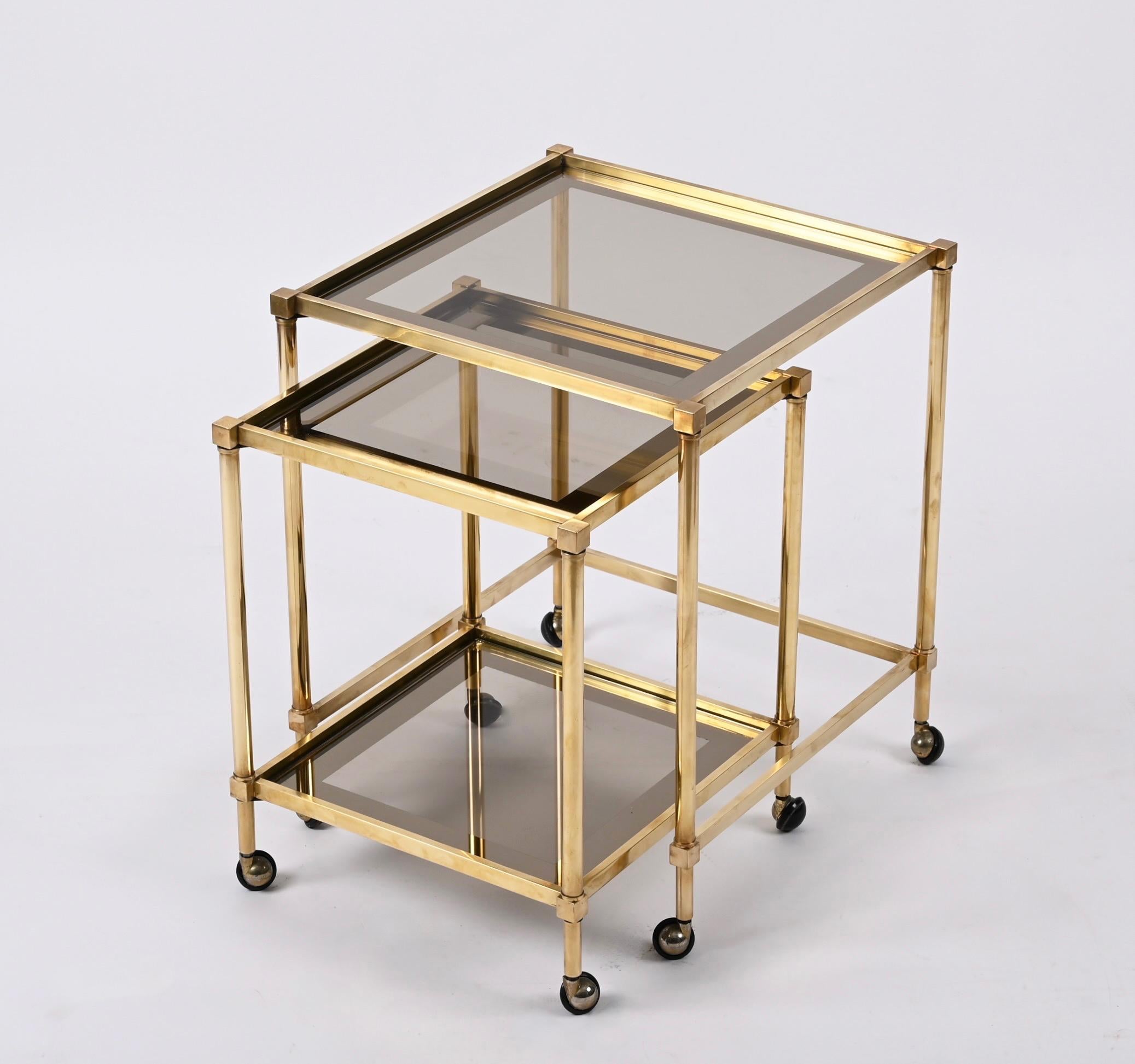 Pair of Maison Jansen Brass Mirrored Border Nesting Tables with Glass Top, 1970s For Sale 7