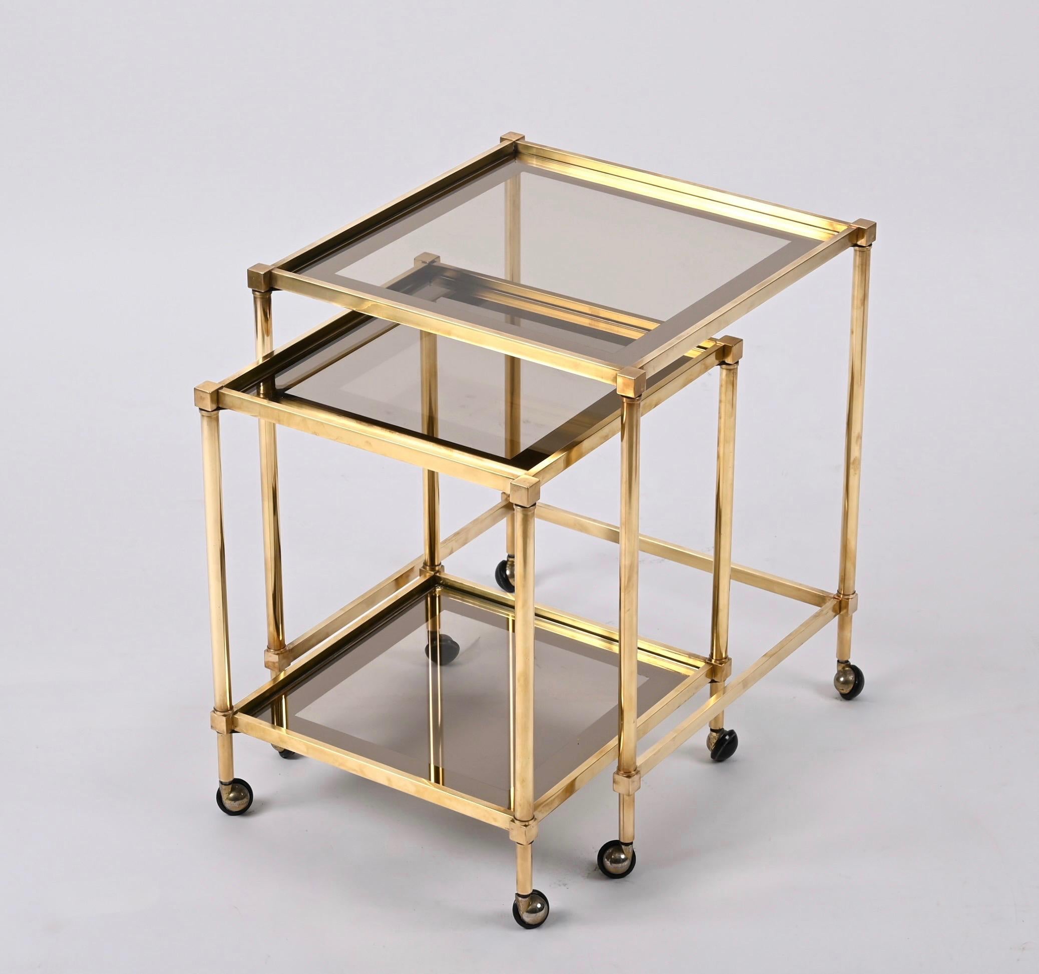 Pair of Maison Jansen Brass Mirrored Border Nesting Tables with Glass Top, 1970s For Sale 3