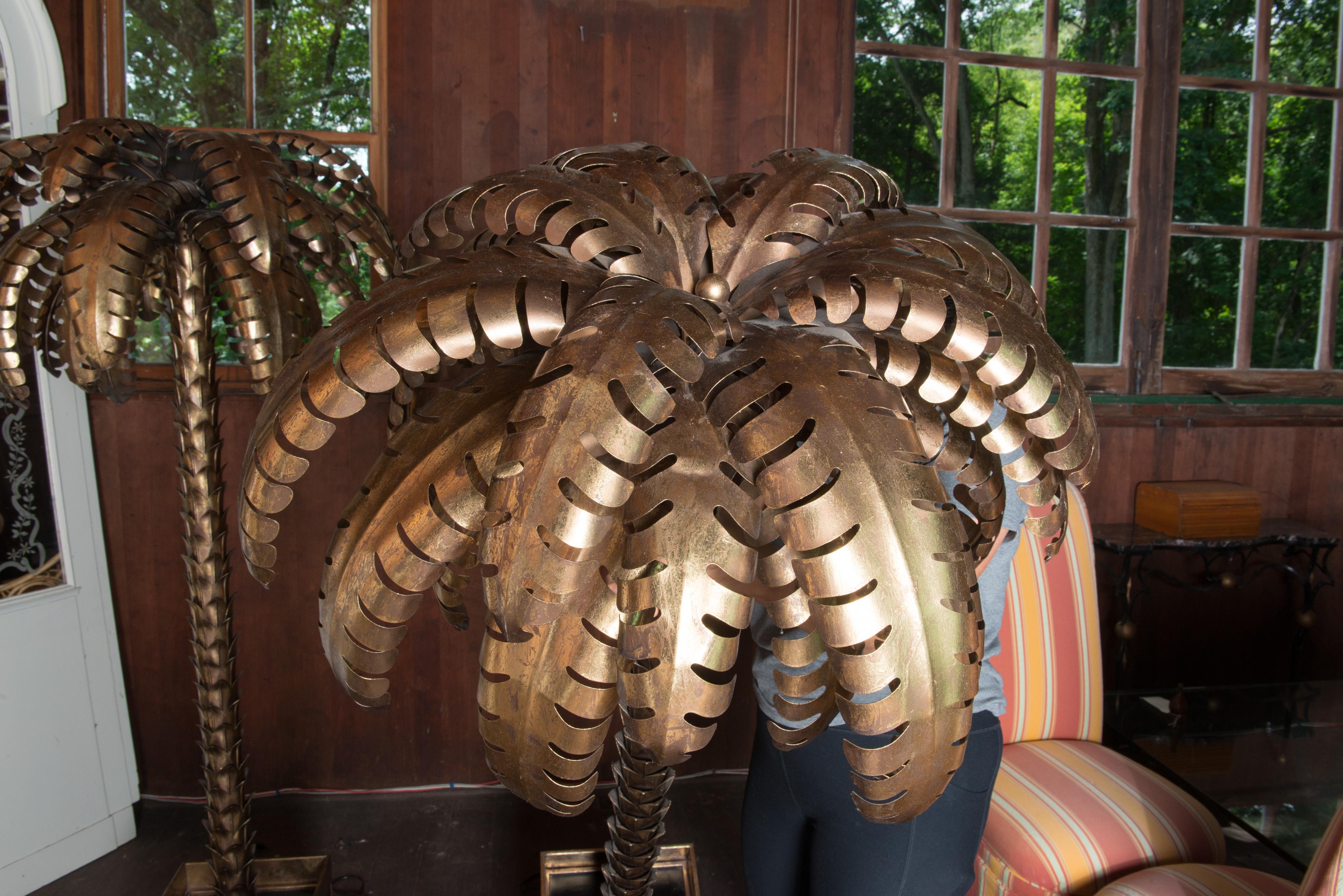 Fin du 20e siècle Paire de lampadaires en laiton de la Maison Jansen, dans le style en vente