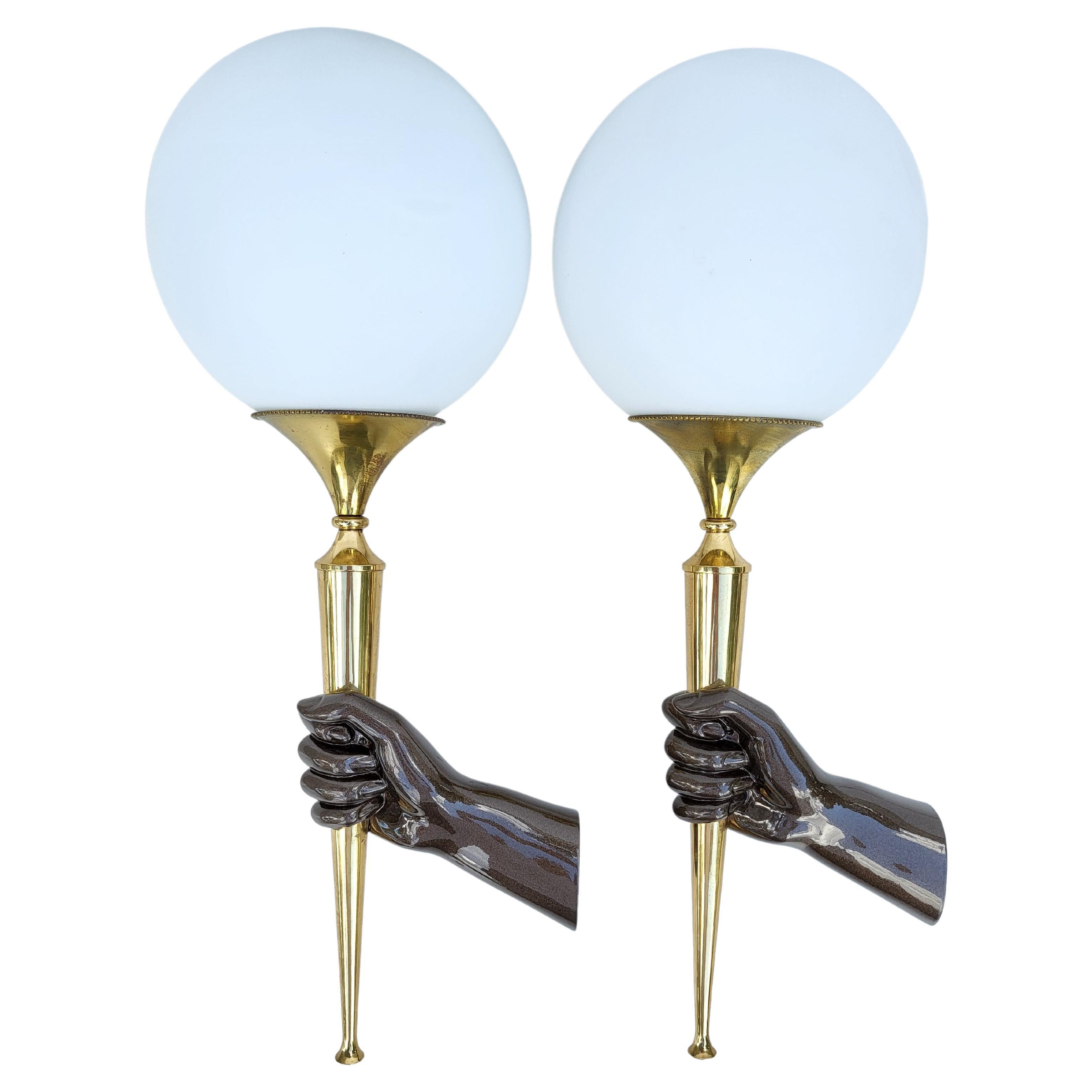 Coppia di Arbus Style  Applique a mano in bronzo francese in vendita
