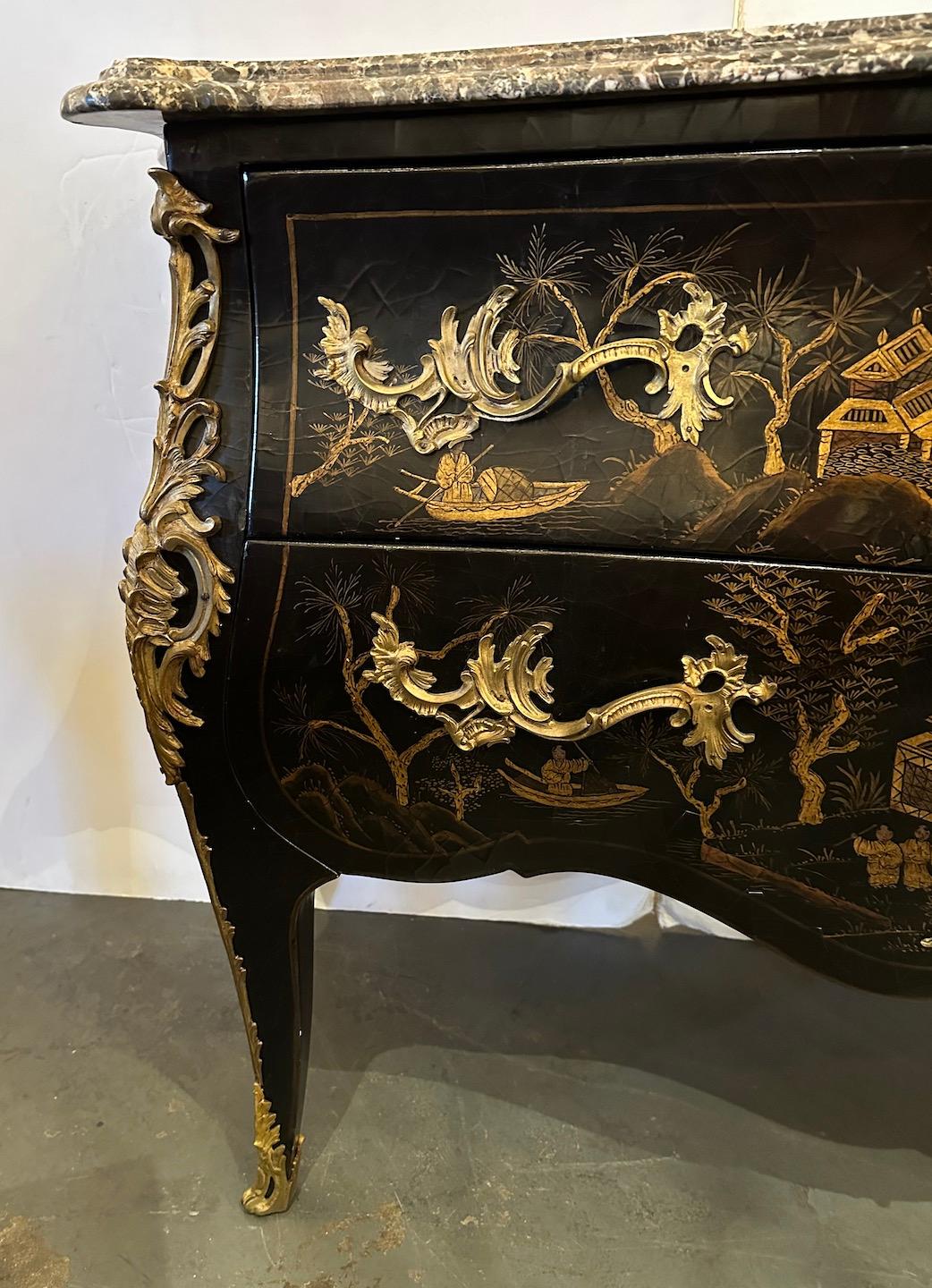 Coppia di comode laccate Maison Jansen in vendita 3