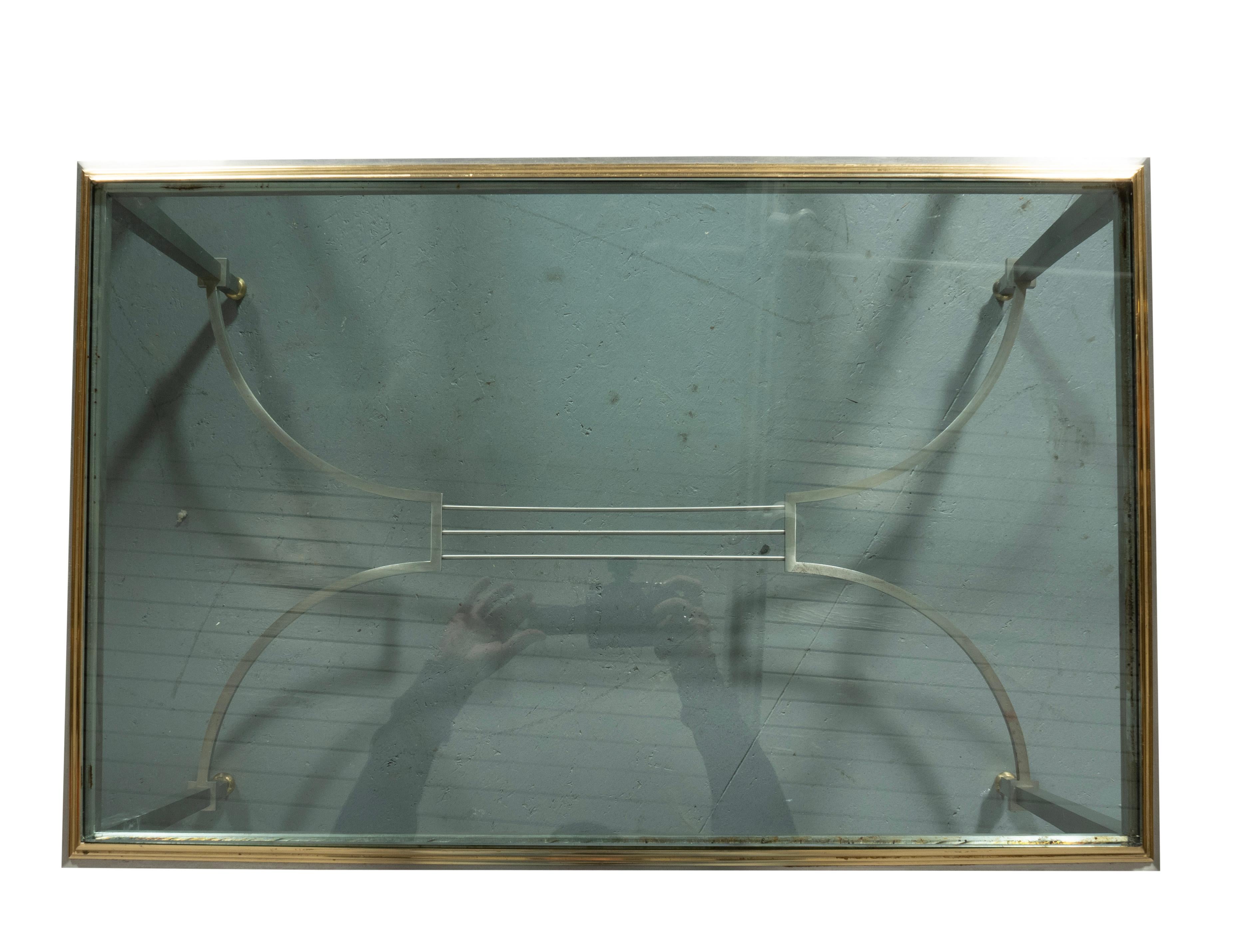 Paire de tables d'appoint en chrome et laiton de la Maison Jansen en vente 4