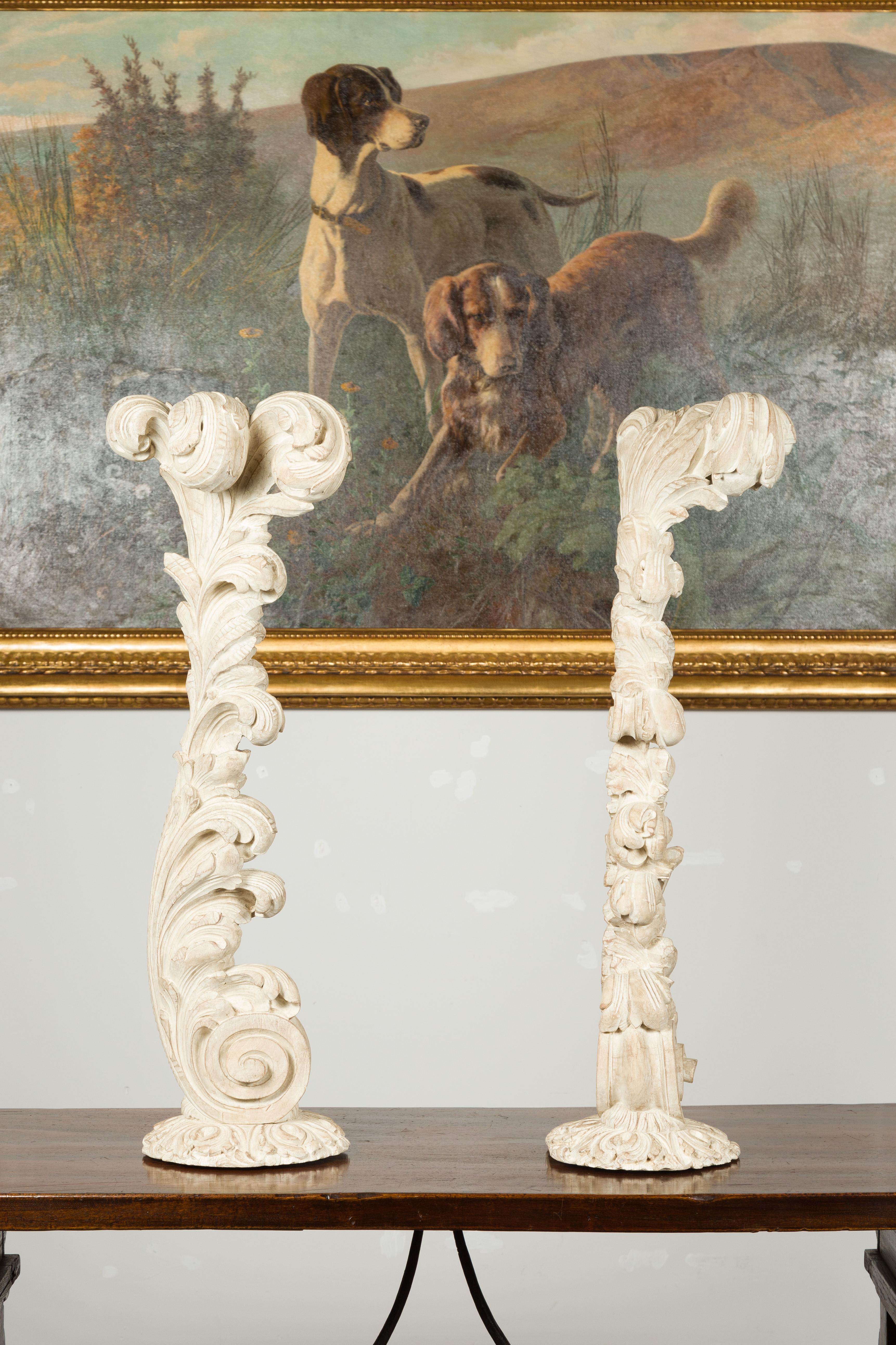 Pair of Maison Jansen Foliage Carved and Painted Wooden Fragments circa 1940 For Sale 4