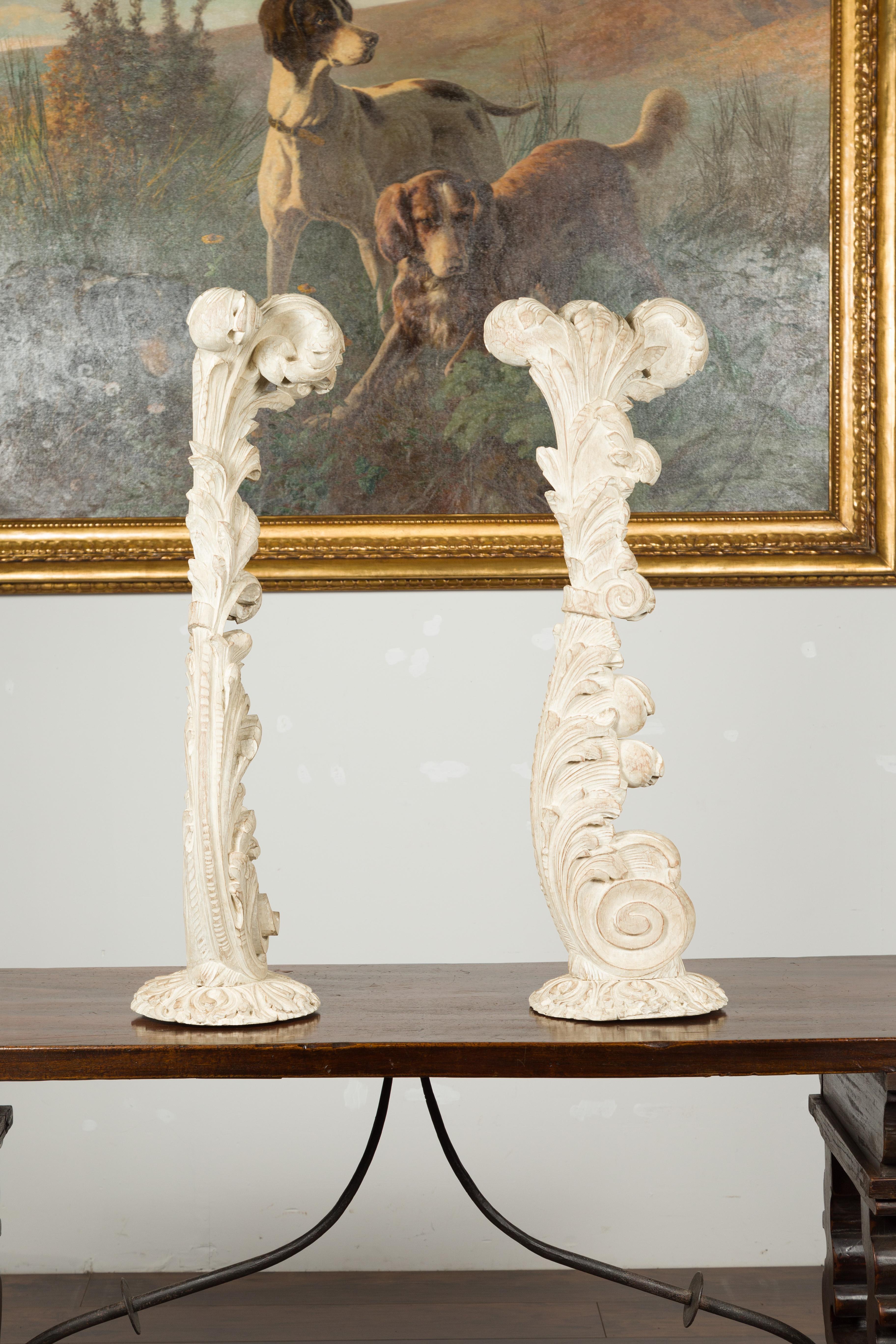 Pair of Maison Jansen Foliage Carved and Painted Wooden Fragments circa 1940 For Sale 5