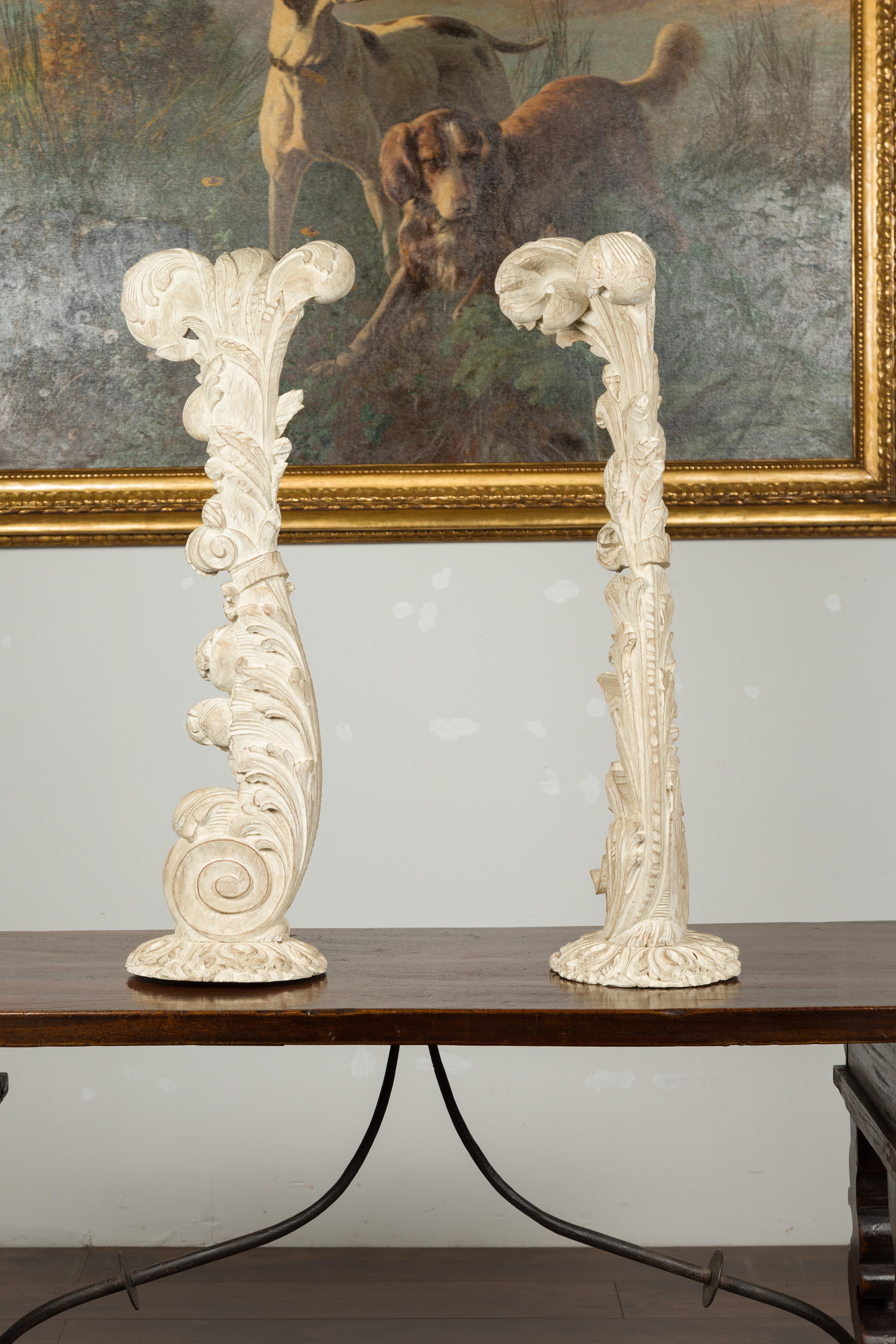 Pair of Maison Jansen Foliage Carved and Painted Wooden Fragments circa 1940 For Sale 6