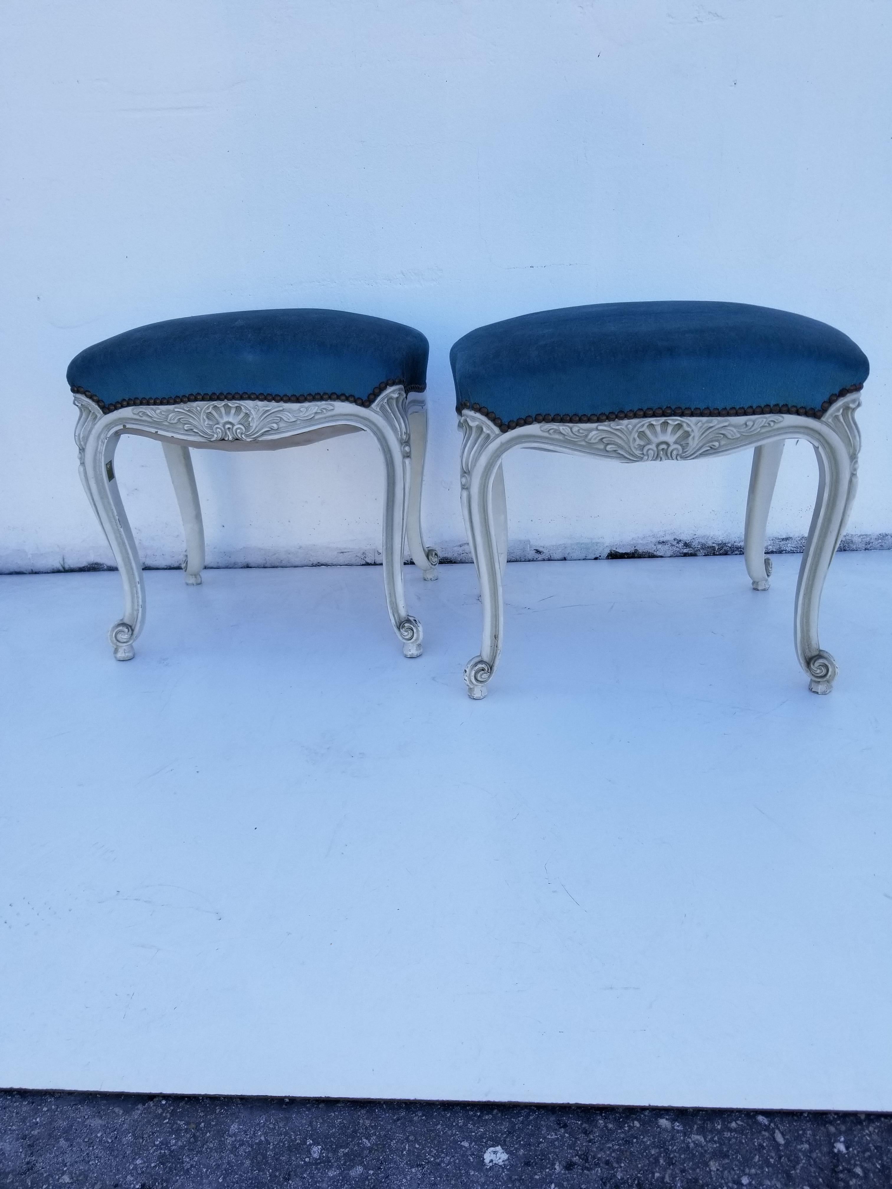 Pair of Maison Jansen Louis The XV style Stools In Fair Condition For Sale In Miami, FL