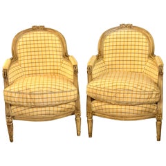 Paire de chaises bergères de style Louis XVI de Maison Jansen en tissu Burberry Fashion