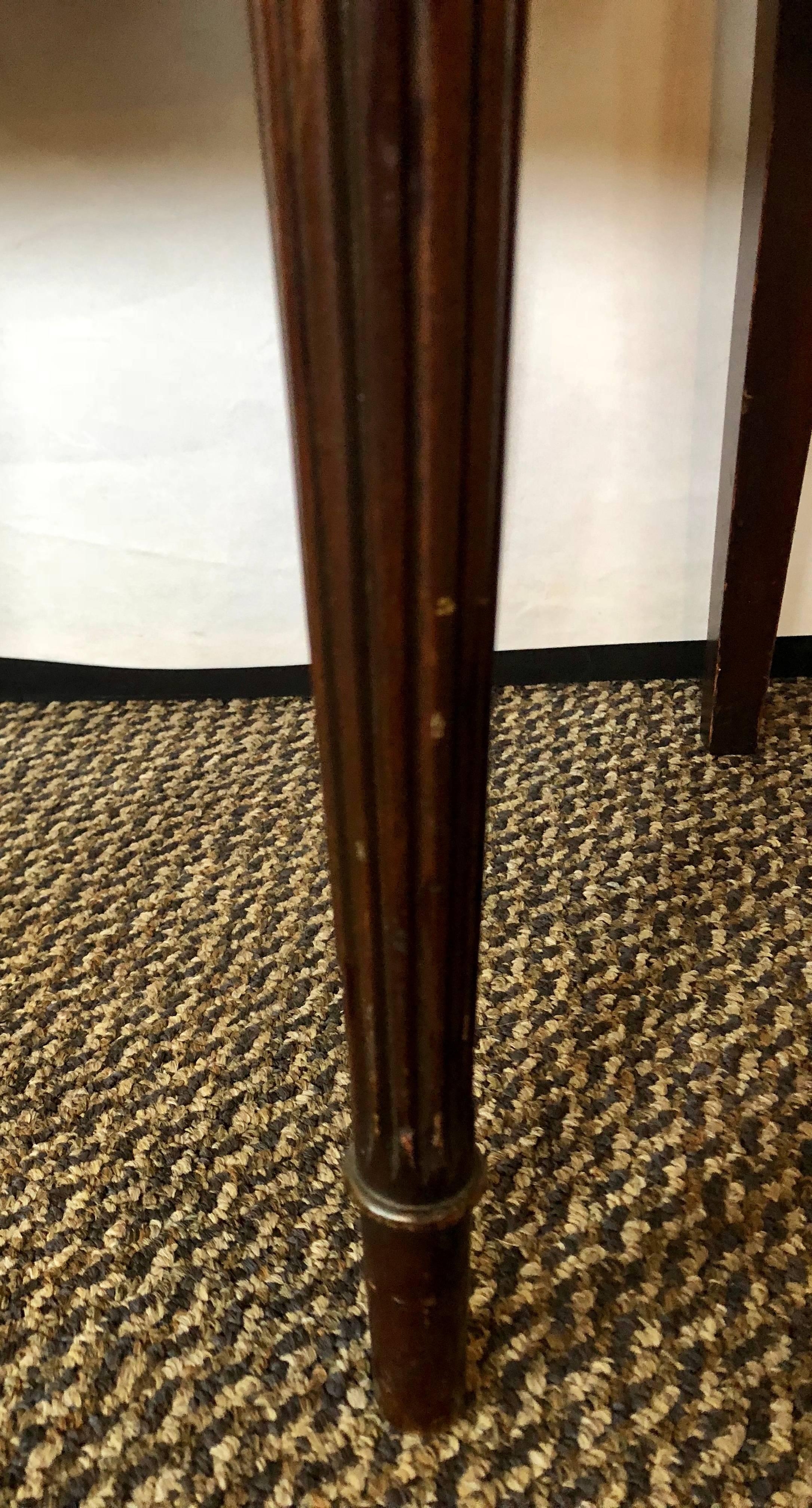 Pair of Maison Jansen Mahogany Marble-Top Nightstands or End Tables 3