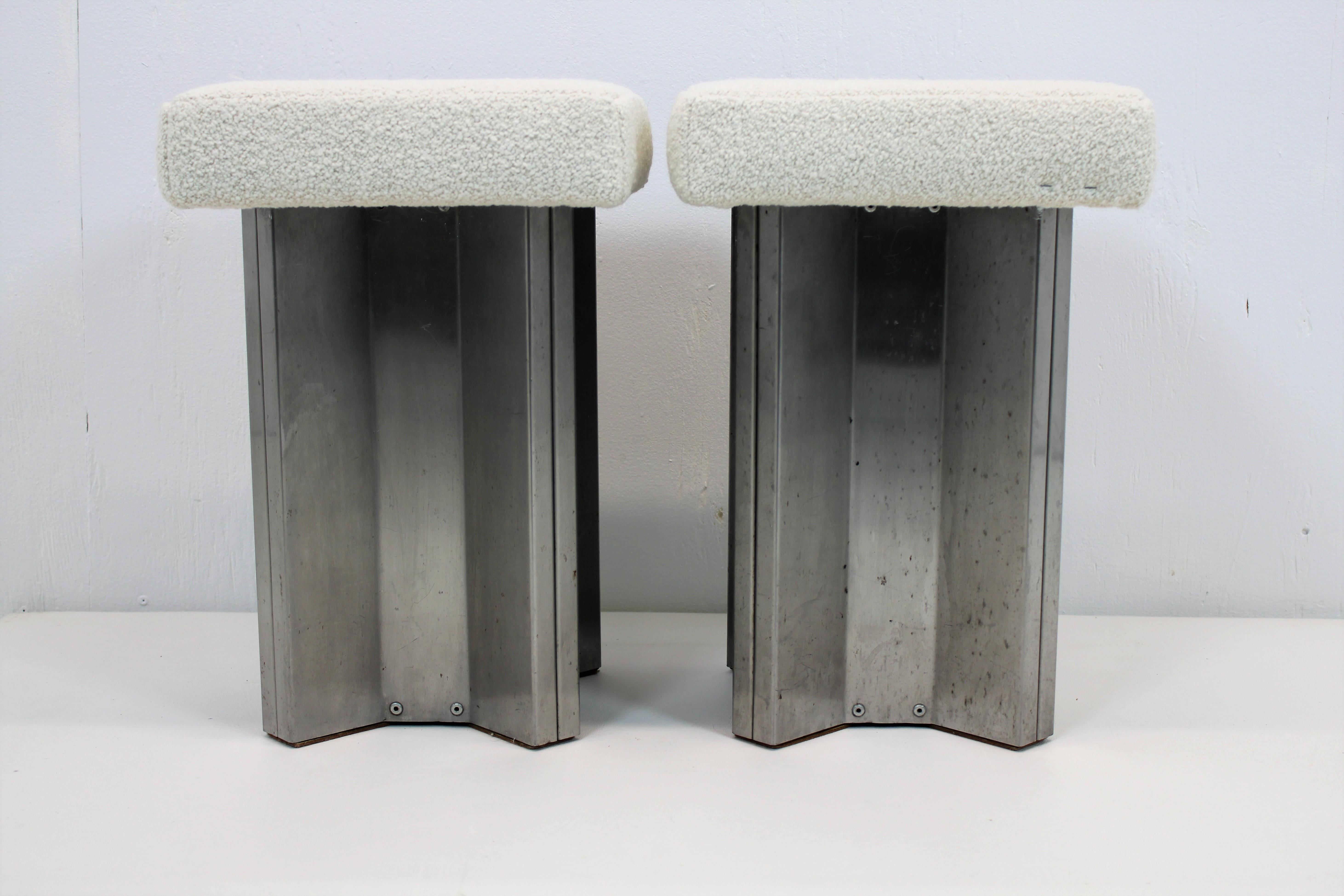 Pair of Maison Jansen Stainless Steel Stools, France, 1970s In Good Condition In New York, NY