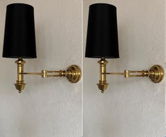 Paire de lampes murales à bras pivotant en laiton, années 1960