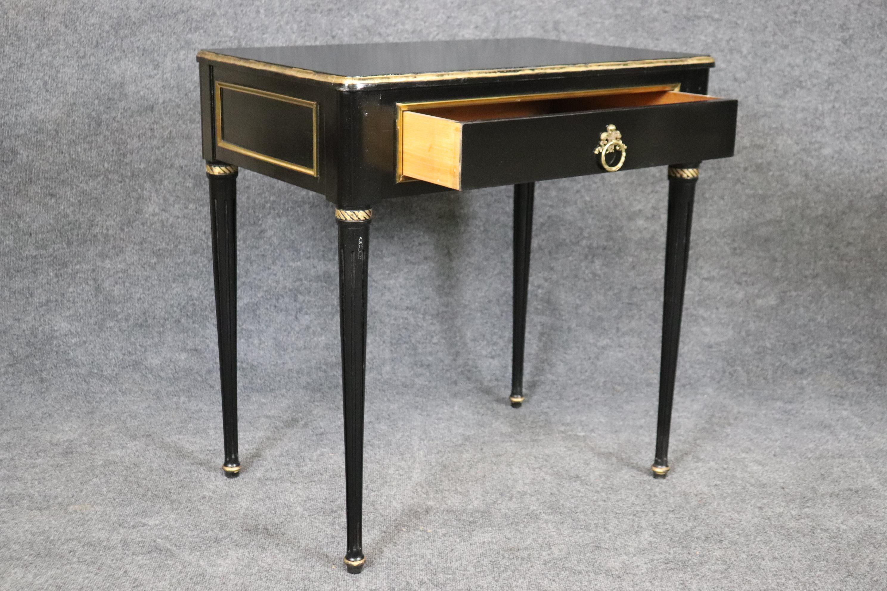 Pair of Maison Jansen Style Ebonized Gilded Brass Trimmed End Tables In Good Condition In Swedesboro, NJ