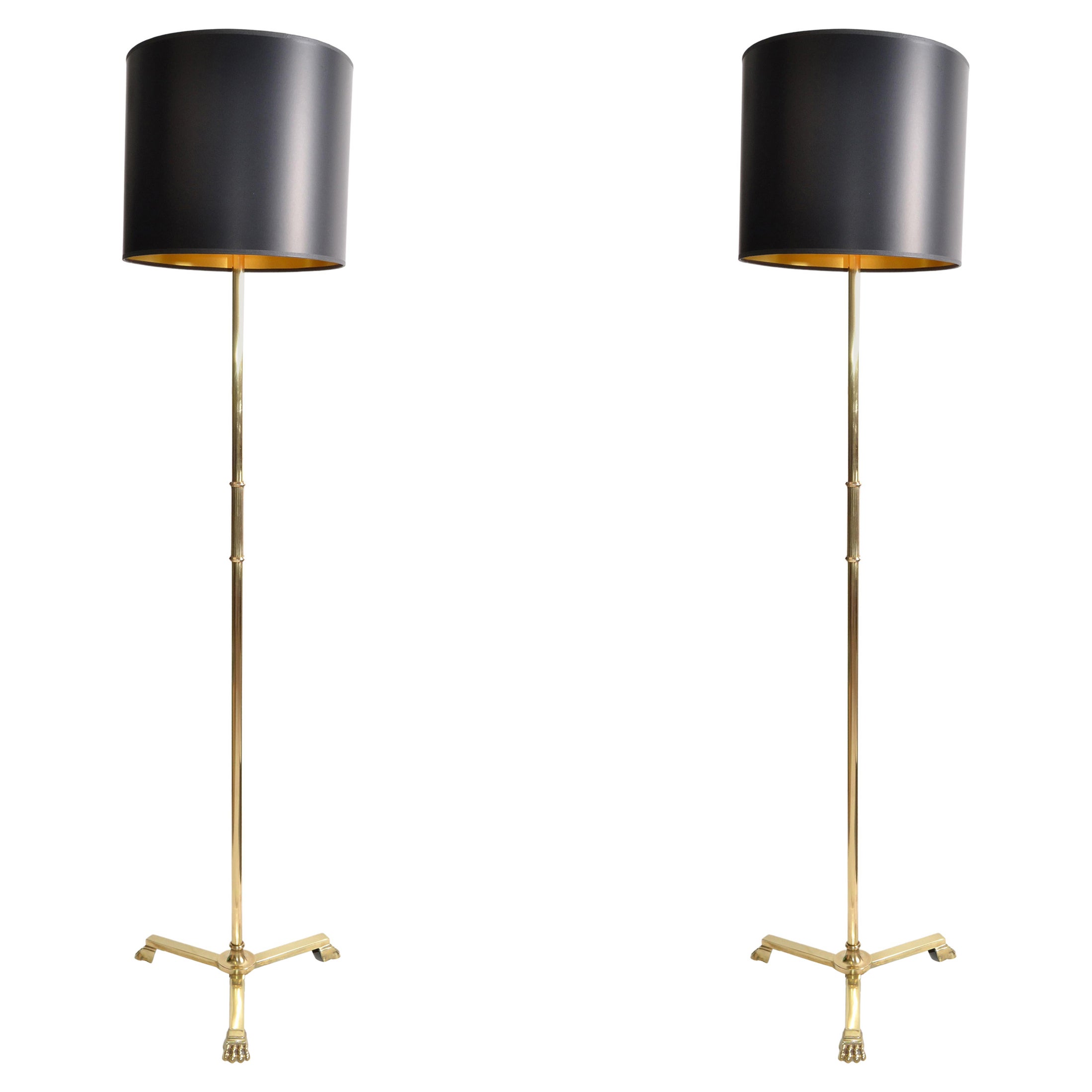 Pareja de Trípodes de Lámpara de Pie Neoclásica de Bronce Patinado Estilo Maison Jansen Dos