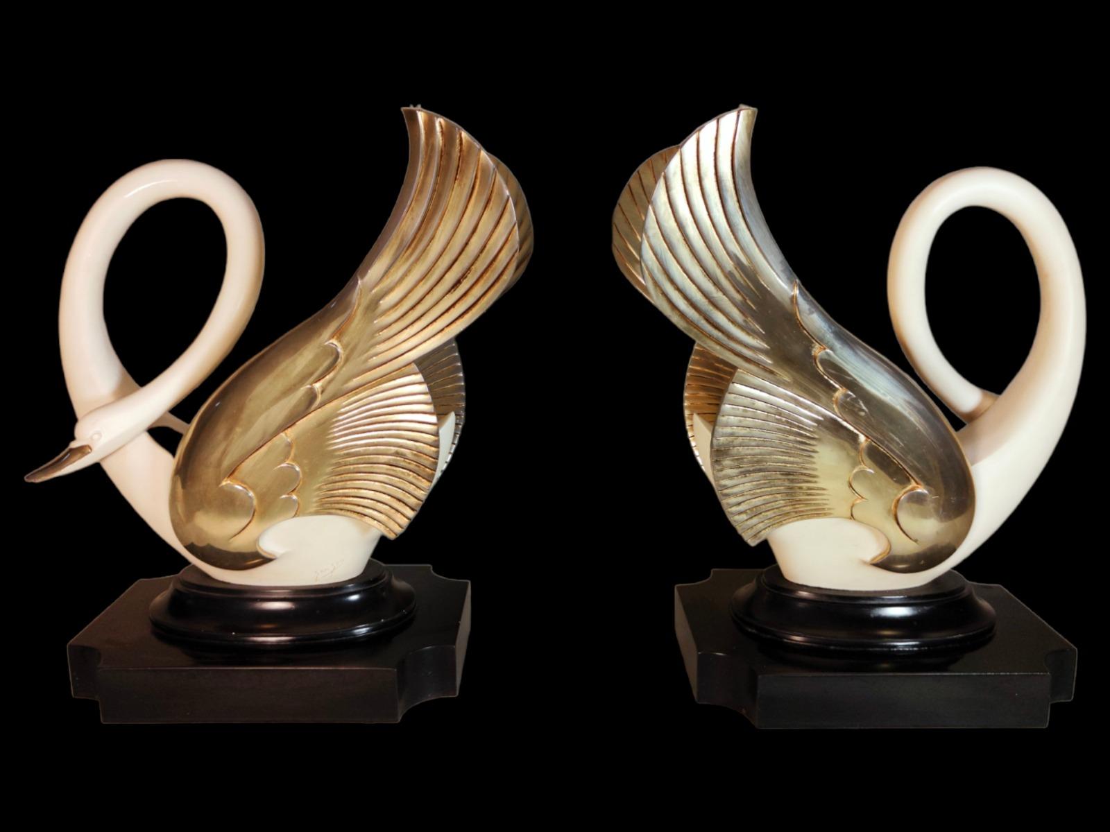 Hand-Crafted Pair of Maison Jansen Swans 20th Century For Sale