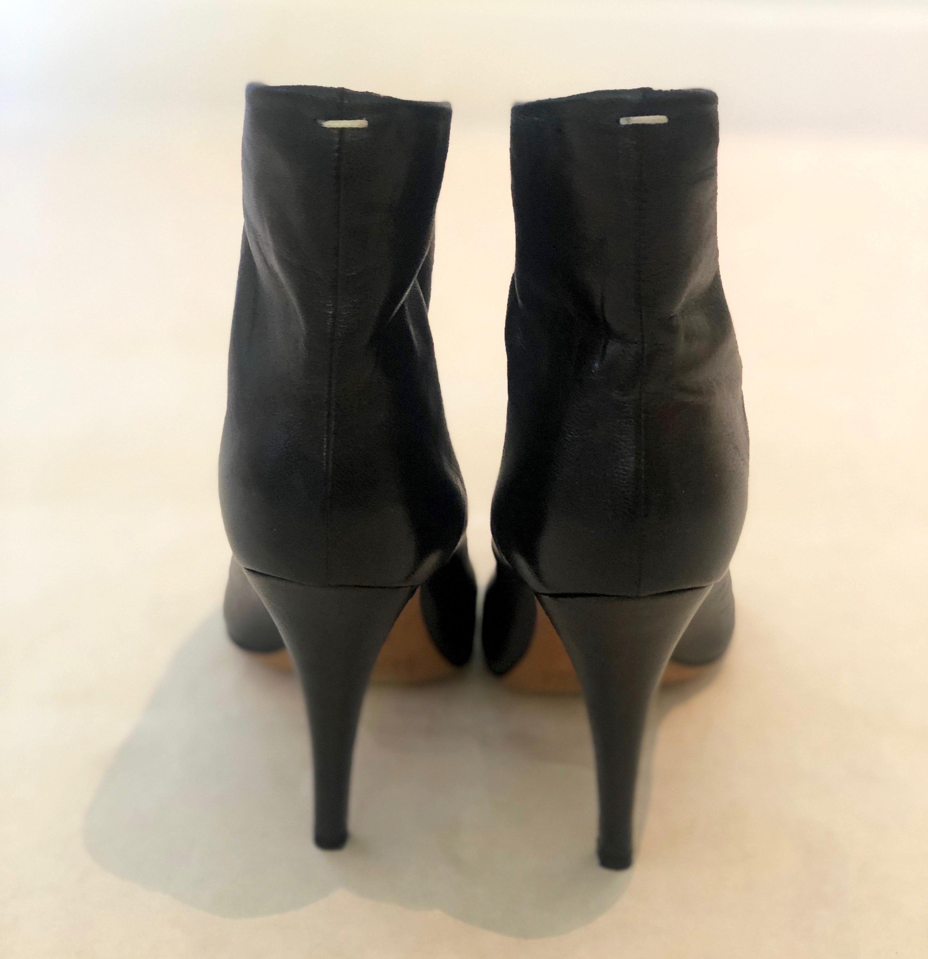 Pair of Maison Martin Margiala Black Open Toe Ankle Boots w/ Wide Unfitted Top  For Sale 4