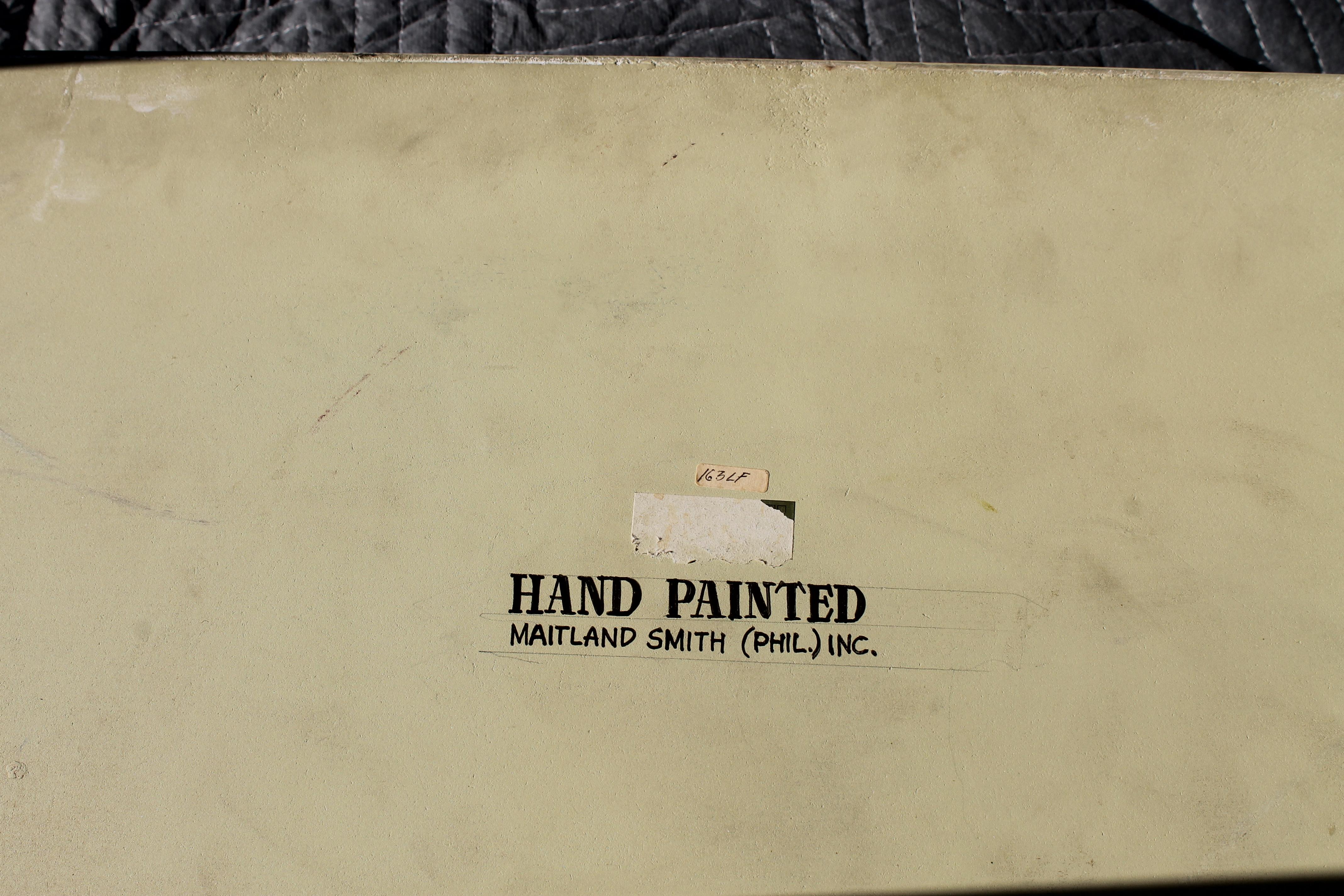 Paire de demi-lunes Maitland Smith, peintes à la main en fausse finition en vente 3
