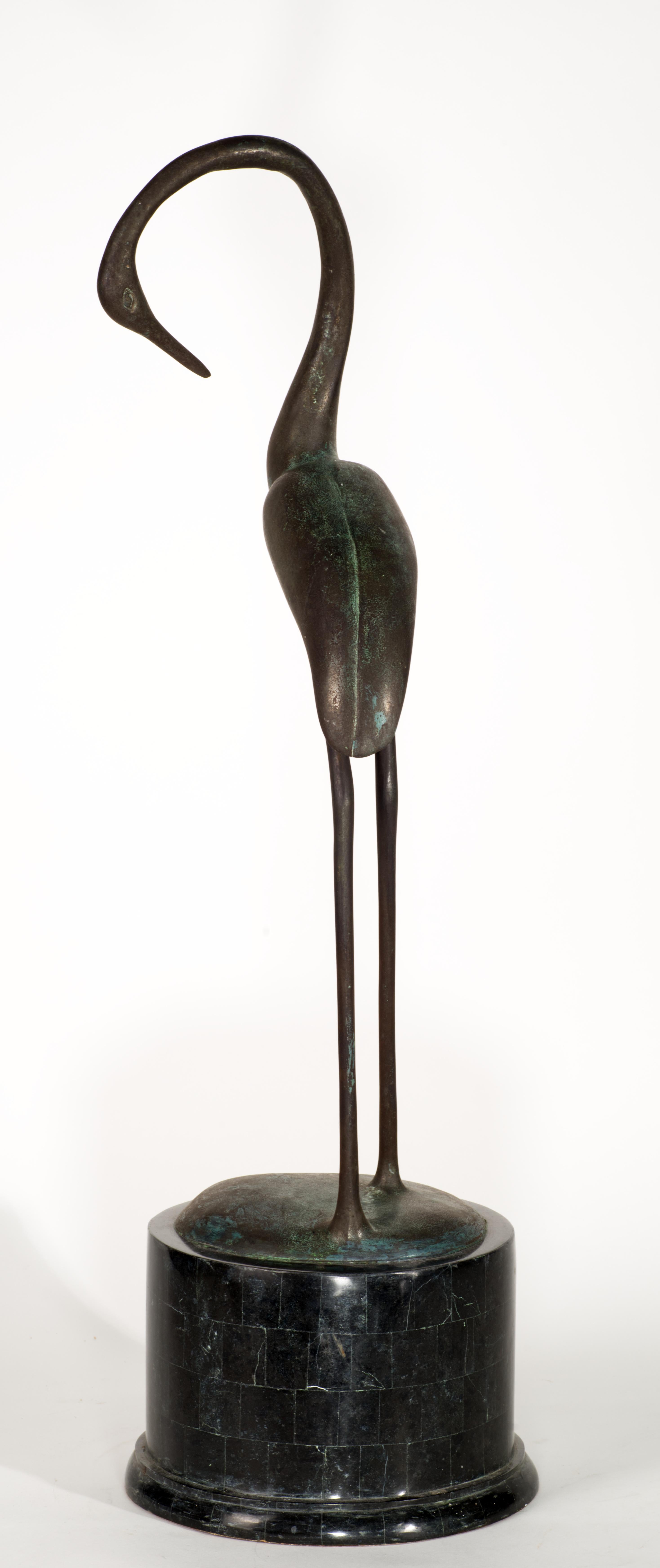 Coppia di grandi sculture di uccelli in bronzo e marmo di Maitland Smith & Smith, con etichetta in vendita 4