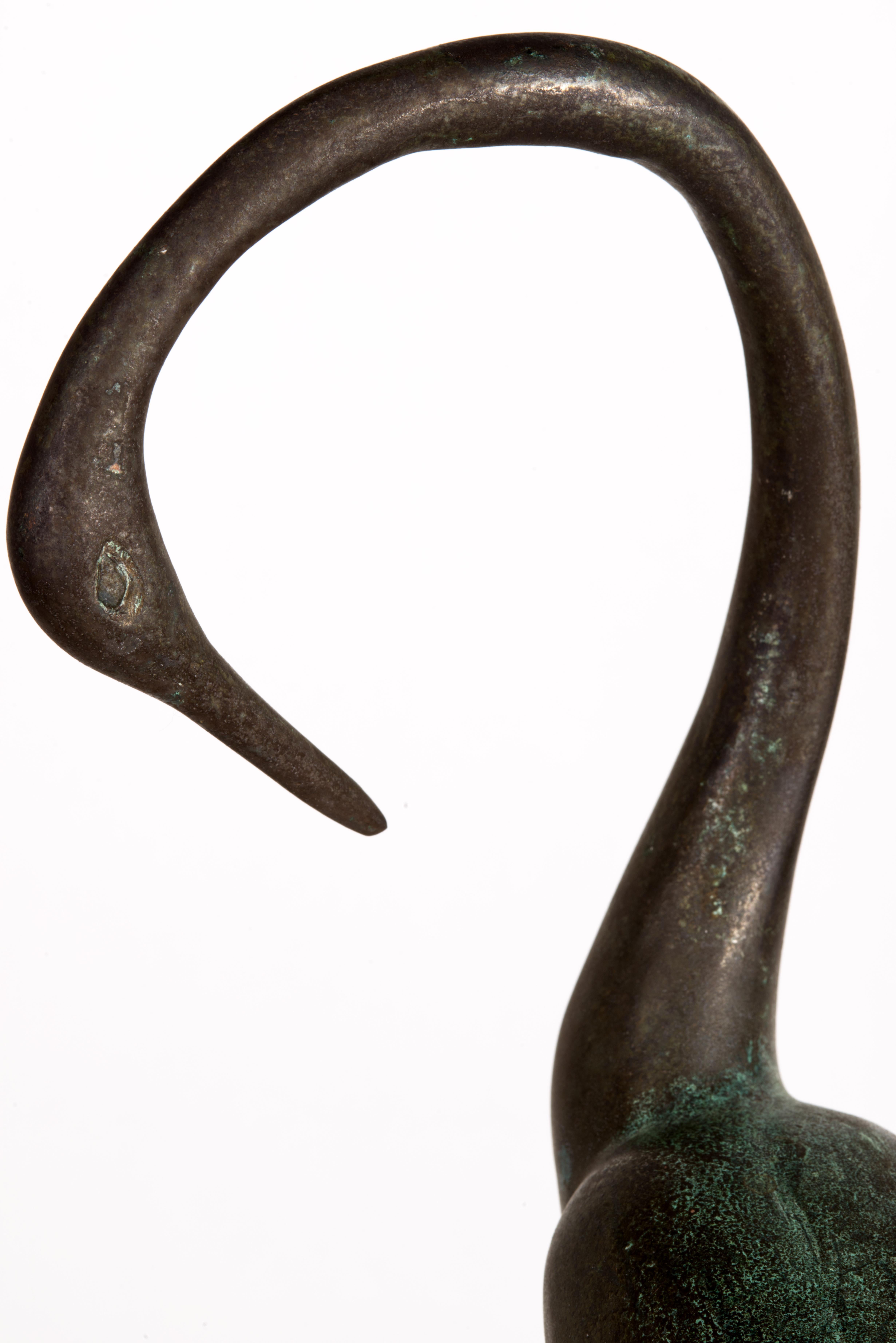 Coppia di grandi sculture di uccelli in bronzo e marmo di Maitland Smith & Smith, con etichetta In condizioni buone in vendita a Clifton Springs, NY