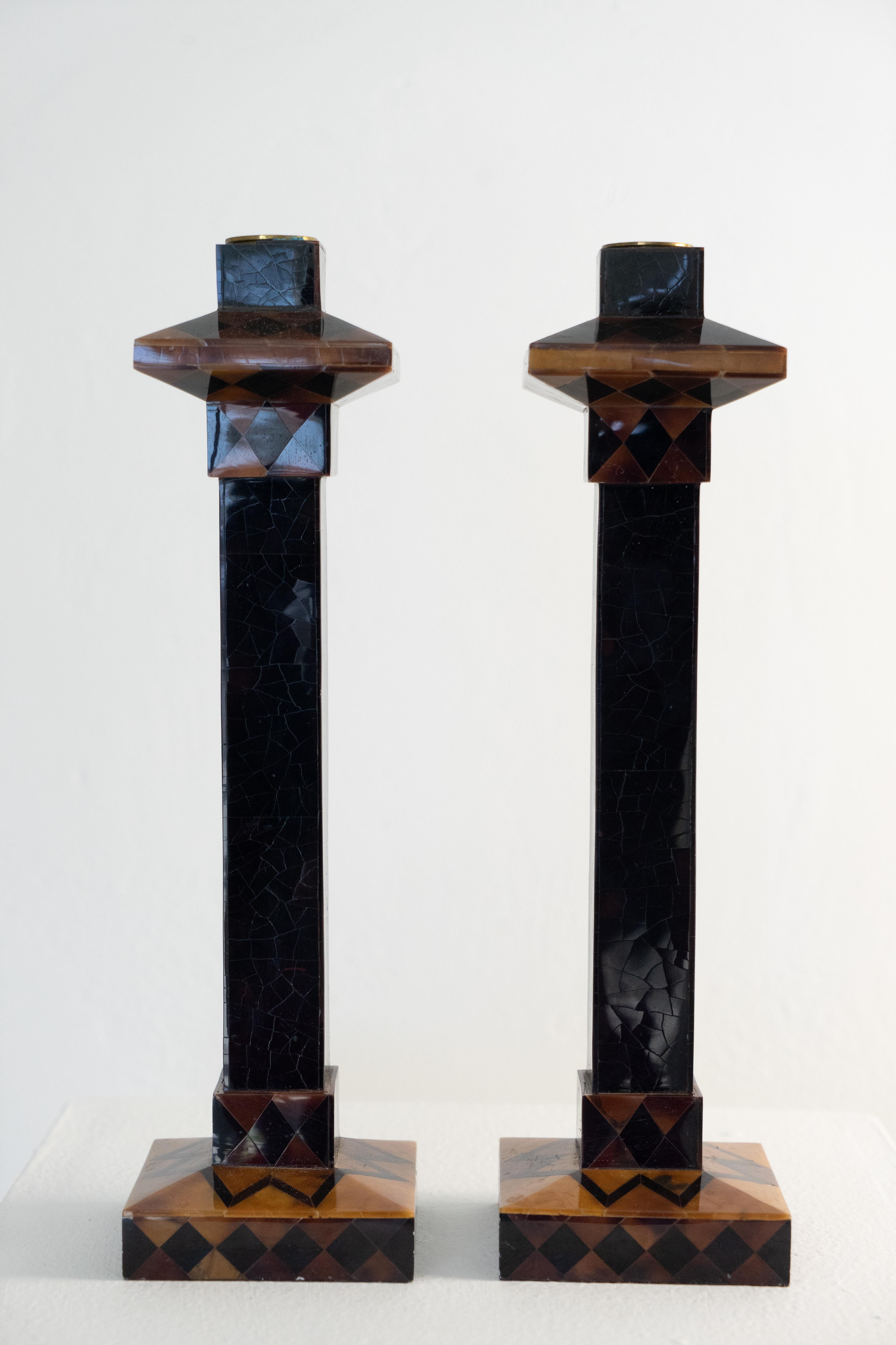 Stunning pair of Maitland Smith tessellated shell vintage candlesticks. 

Candlesticks / Candelabras are in good vintage condition. 
We have included many photos and details. 

These candlesticks are great for any style of interior design like