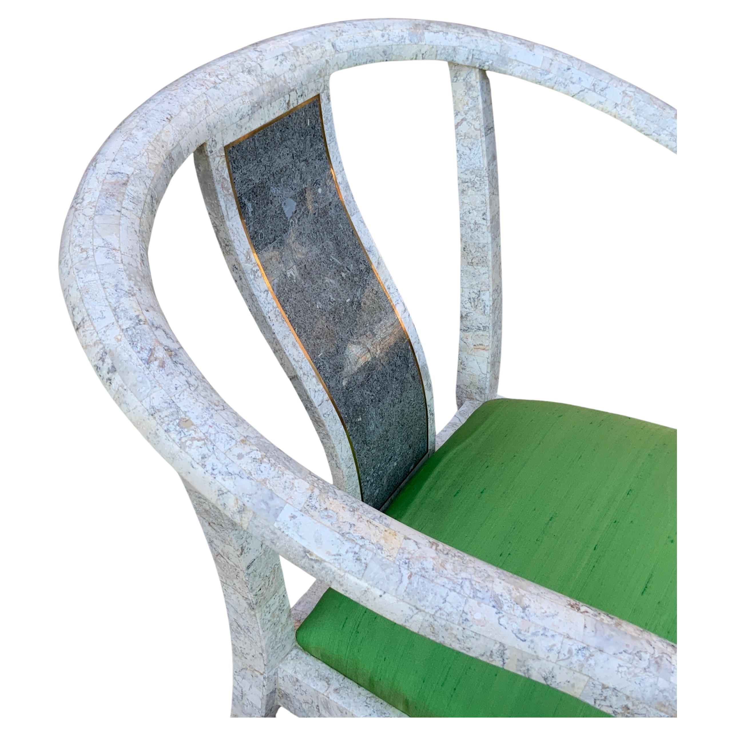 Paar Maitland Smith Mosaikstein-Ming-Stühle aus Stein (Messing) im Angebot