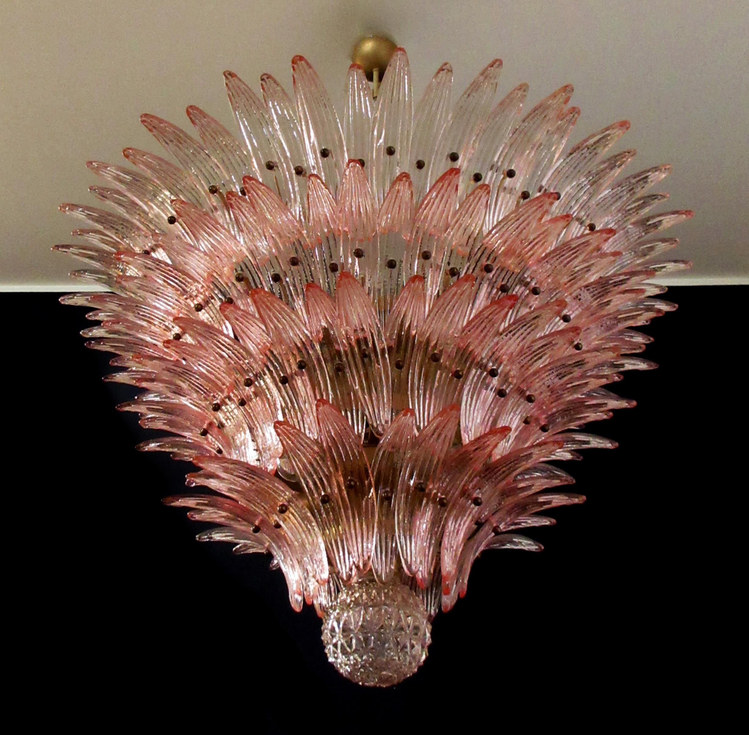 Pair of Majestic Chandelier Pink Glasses, Murano 3