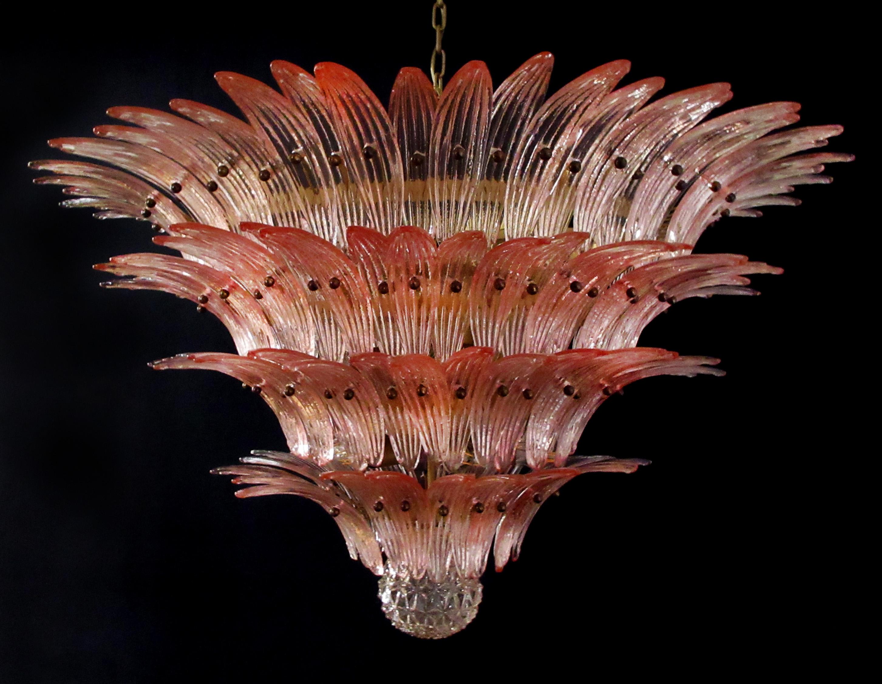 Pair of Majestic Chandelier Pink Glasses, Murano For Sale 5