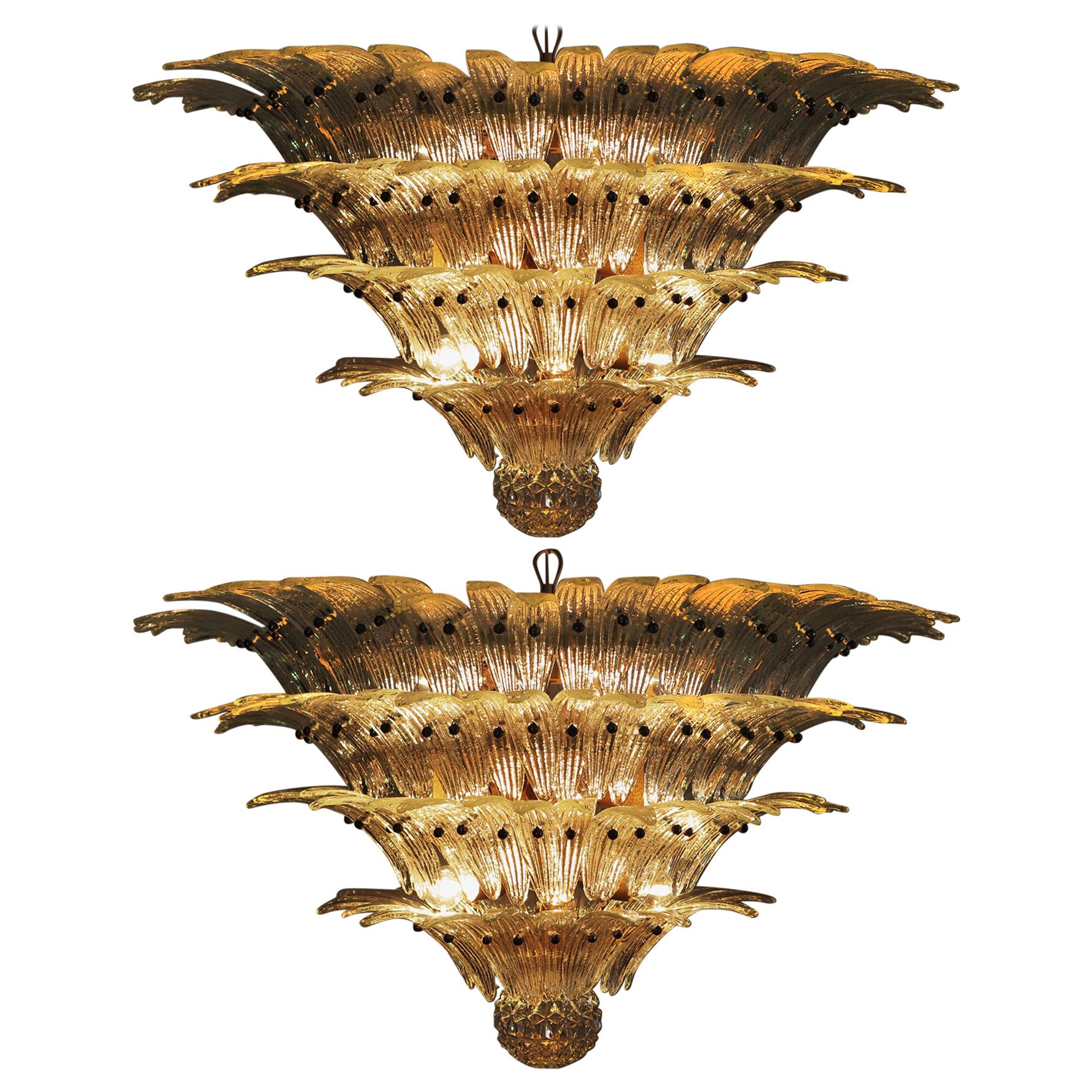 Pair of Majestic Italian Palmette Chandelier Barovier & Toso Style, Murano, 1980