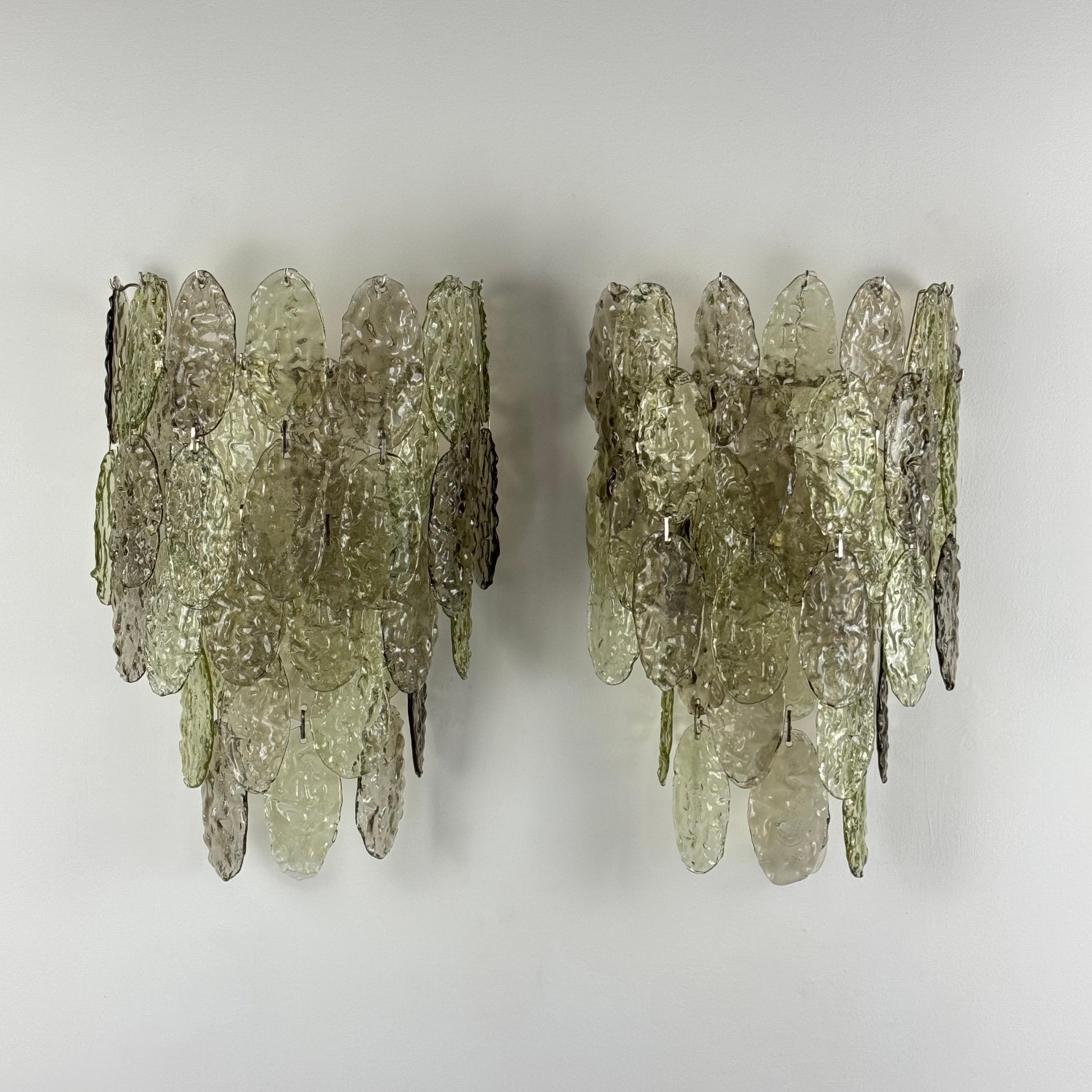 Ein Paar Majestic Murano Glas Wandleuchten von Vistosi, Italien, 1960er Jahre (Handgefertigt) im Angebot
