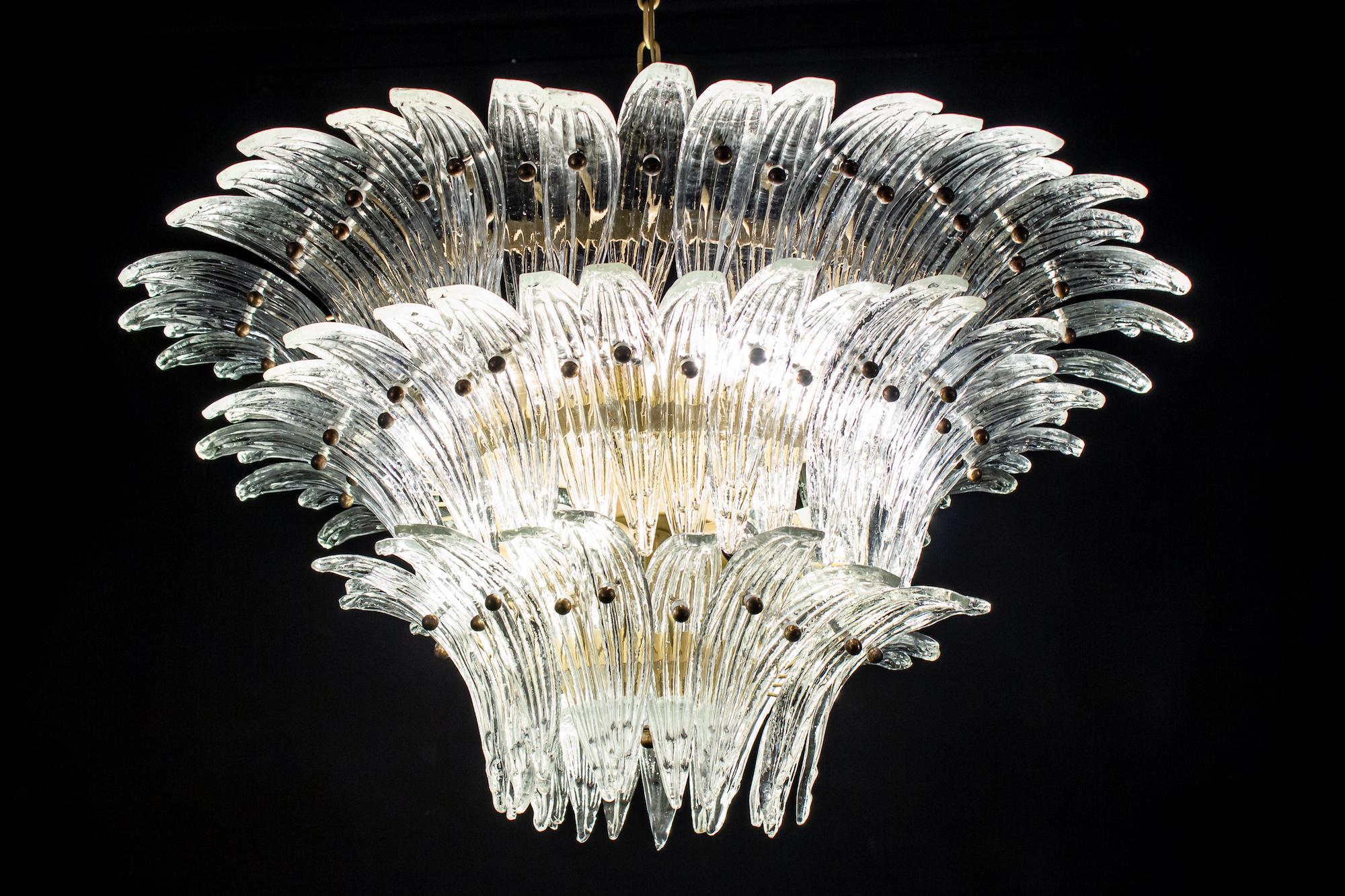 Paire de majestueux lustres à palmettes de Murano, années 1970 en vente 8