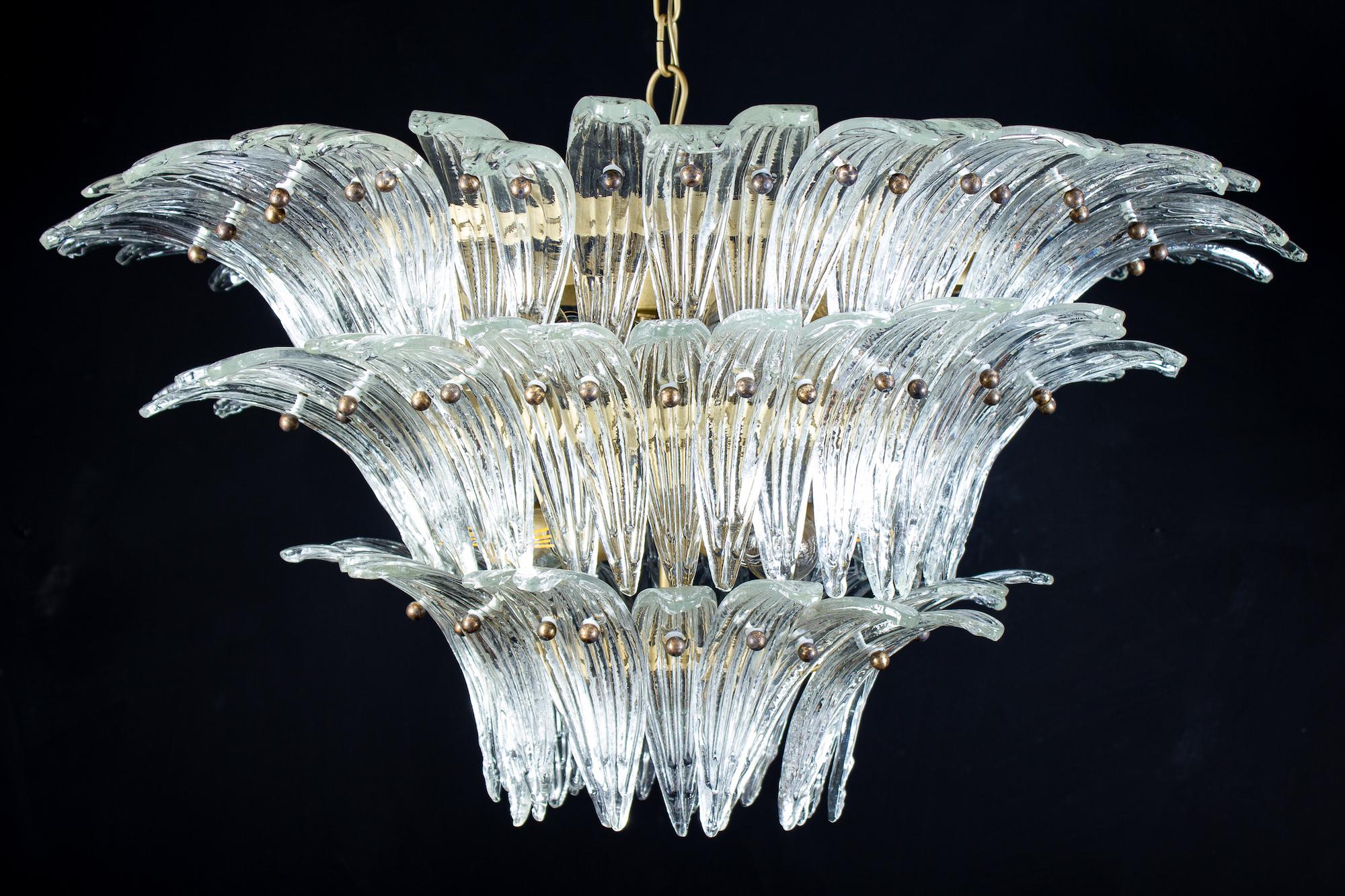 Coppia di lampadari Majestic Murano Palmette, anni '70 in vendita 1