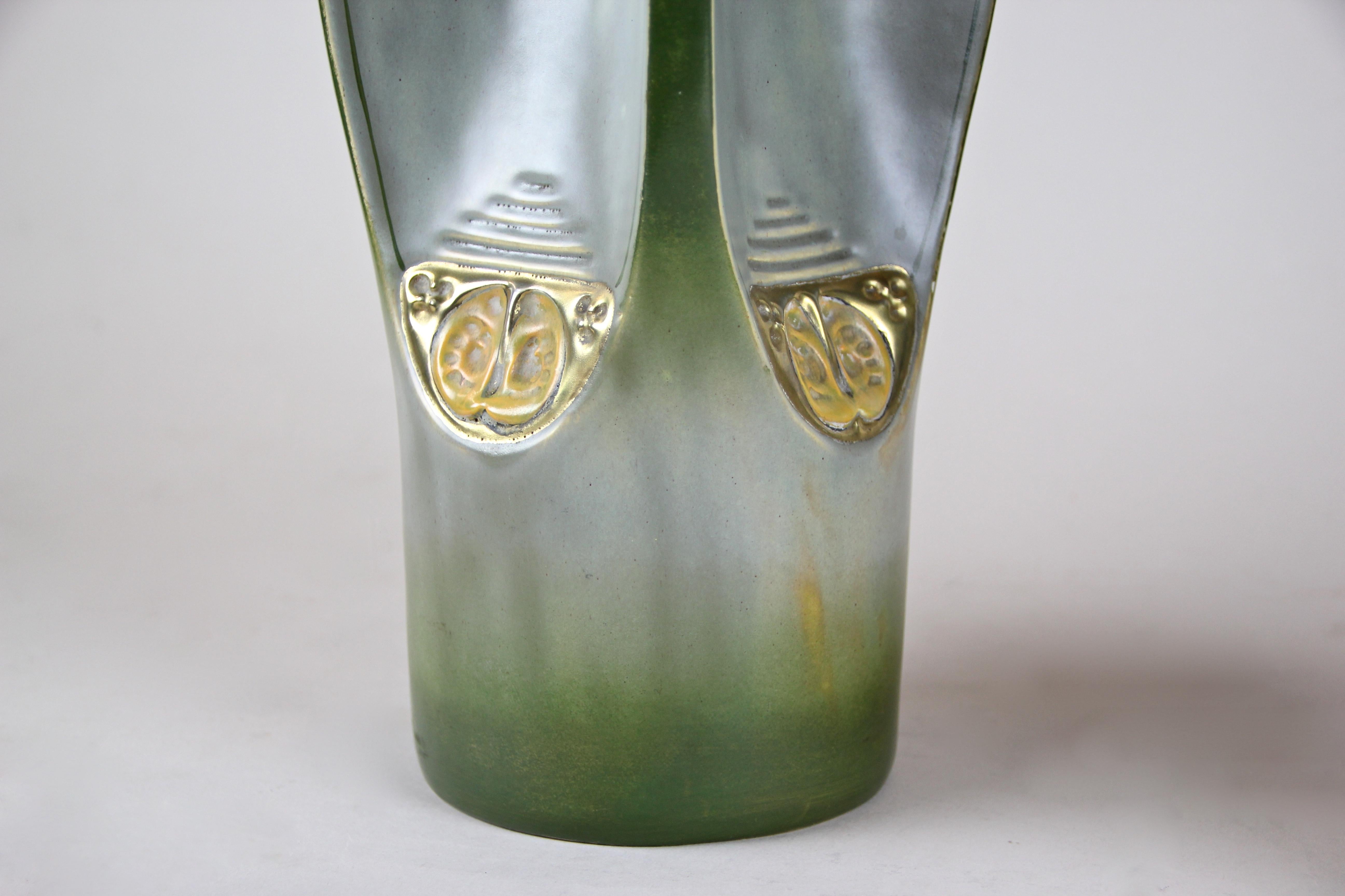 Pair of Majolica Vases by Julius Dressler Art Nouveau, Bohemia, circa 1900 In Good Condition In Lichtenberg, AT