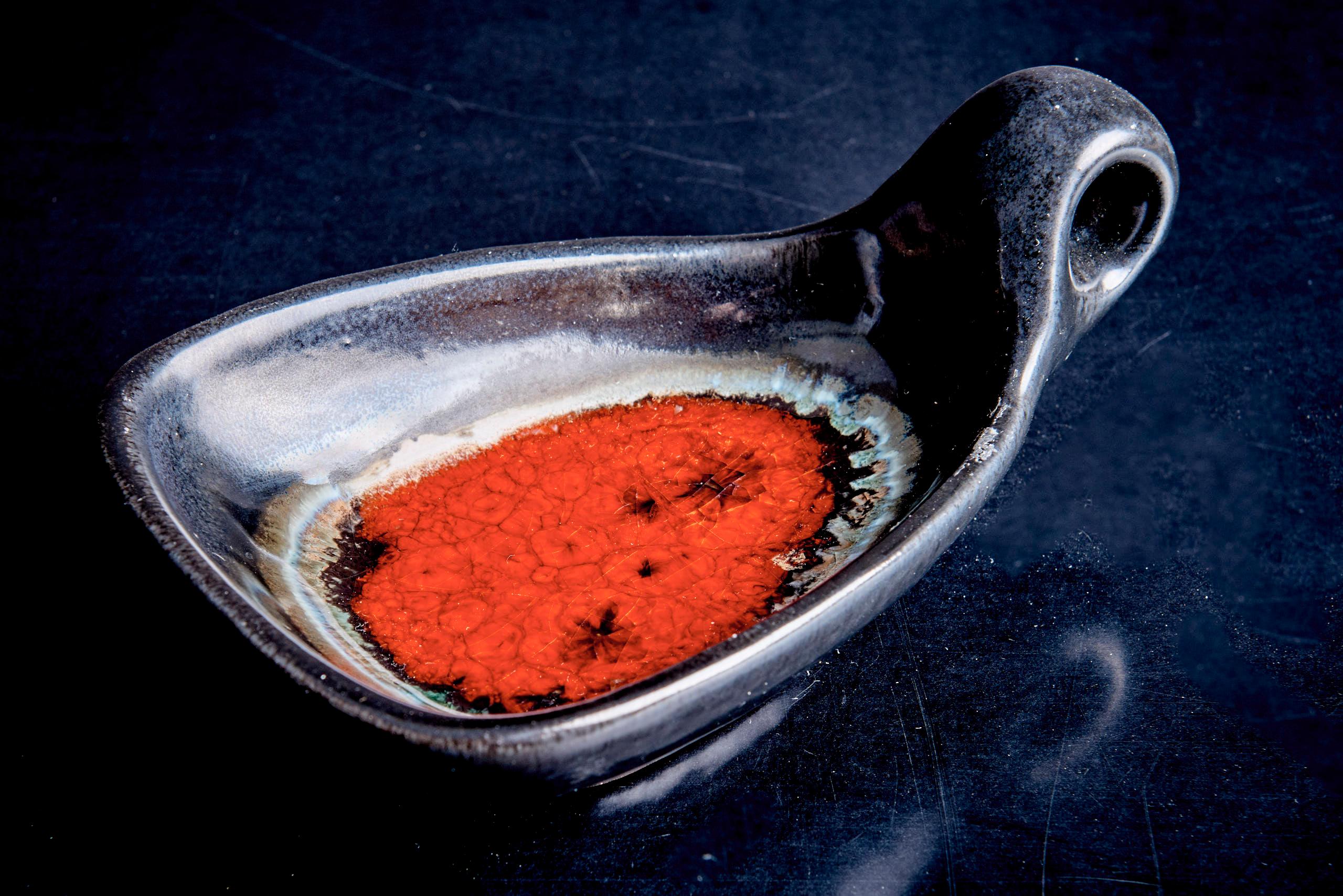 Pair of Majolika-Karlsruhe with melted glass tops For Sale 5
