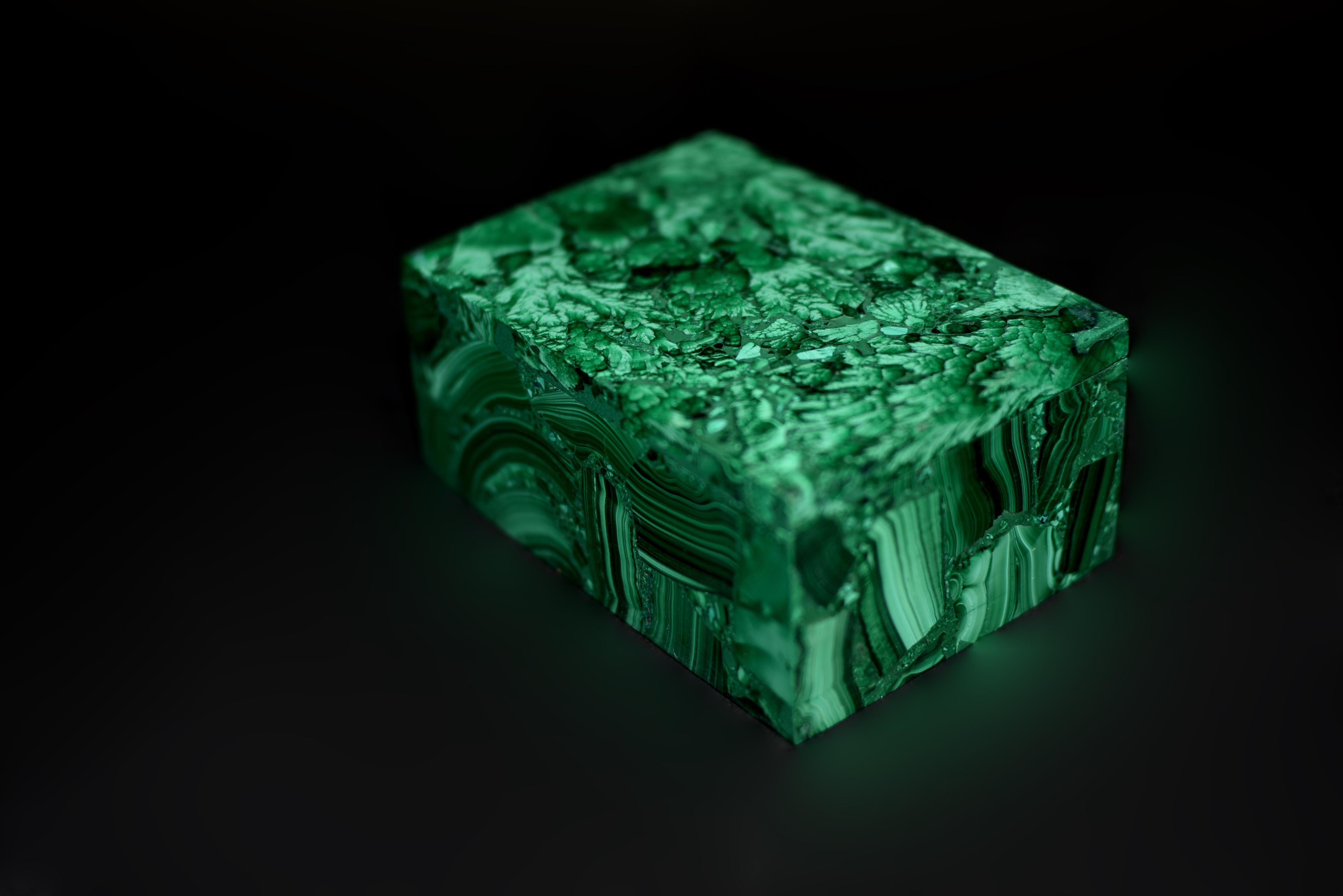 Pair of Malachite Jewelry Boxes Angel Eyes For Sale 6