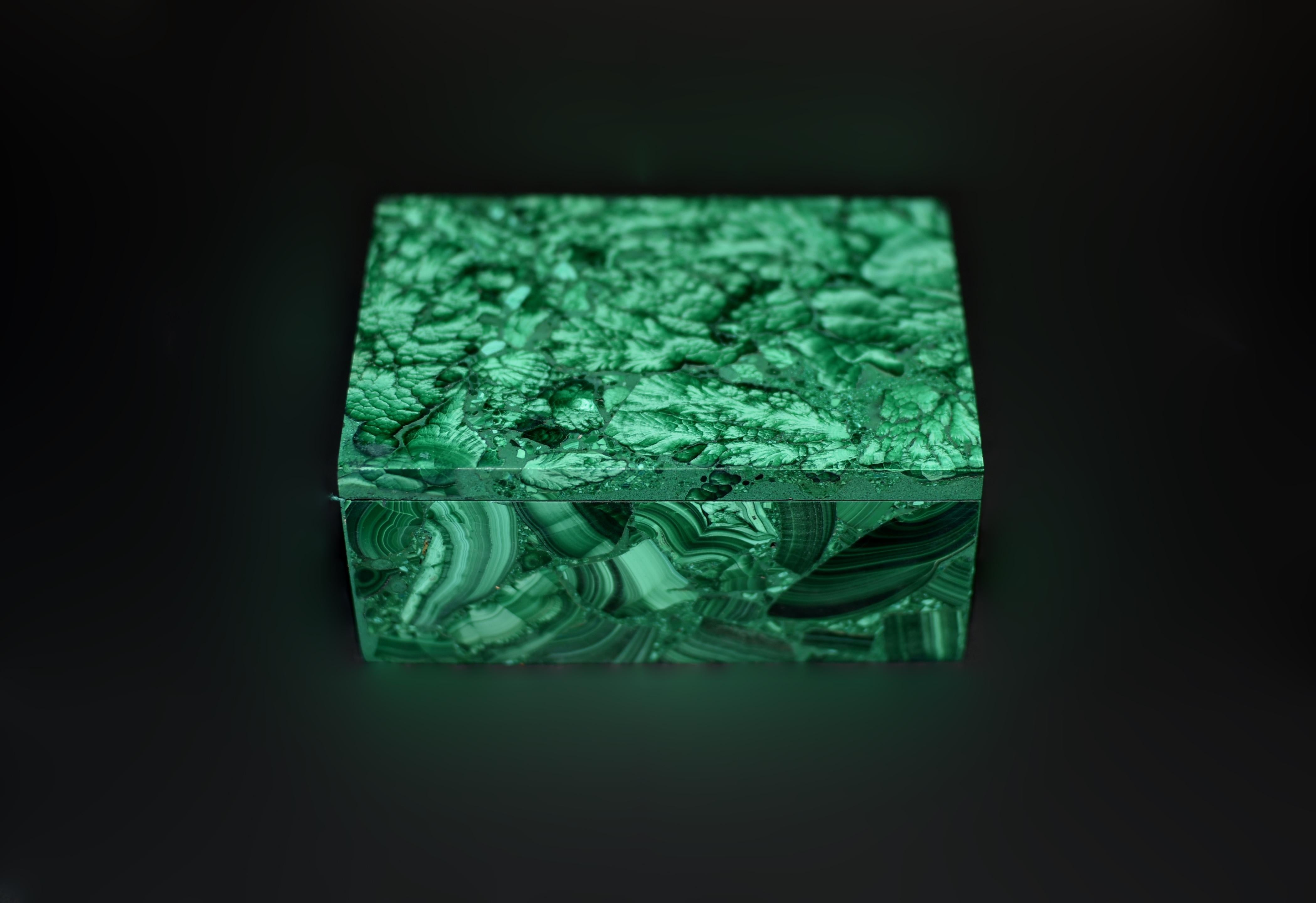 Pair of Malachite Jewelry Boxes Angel Eyes For Sale 3