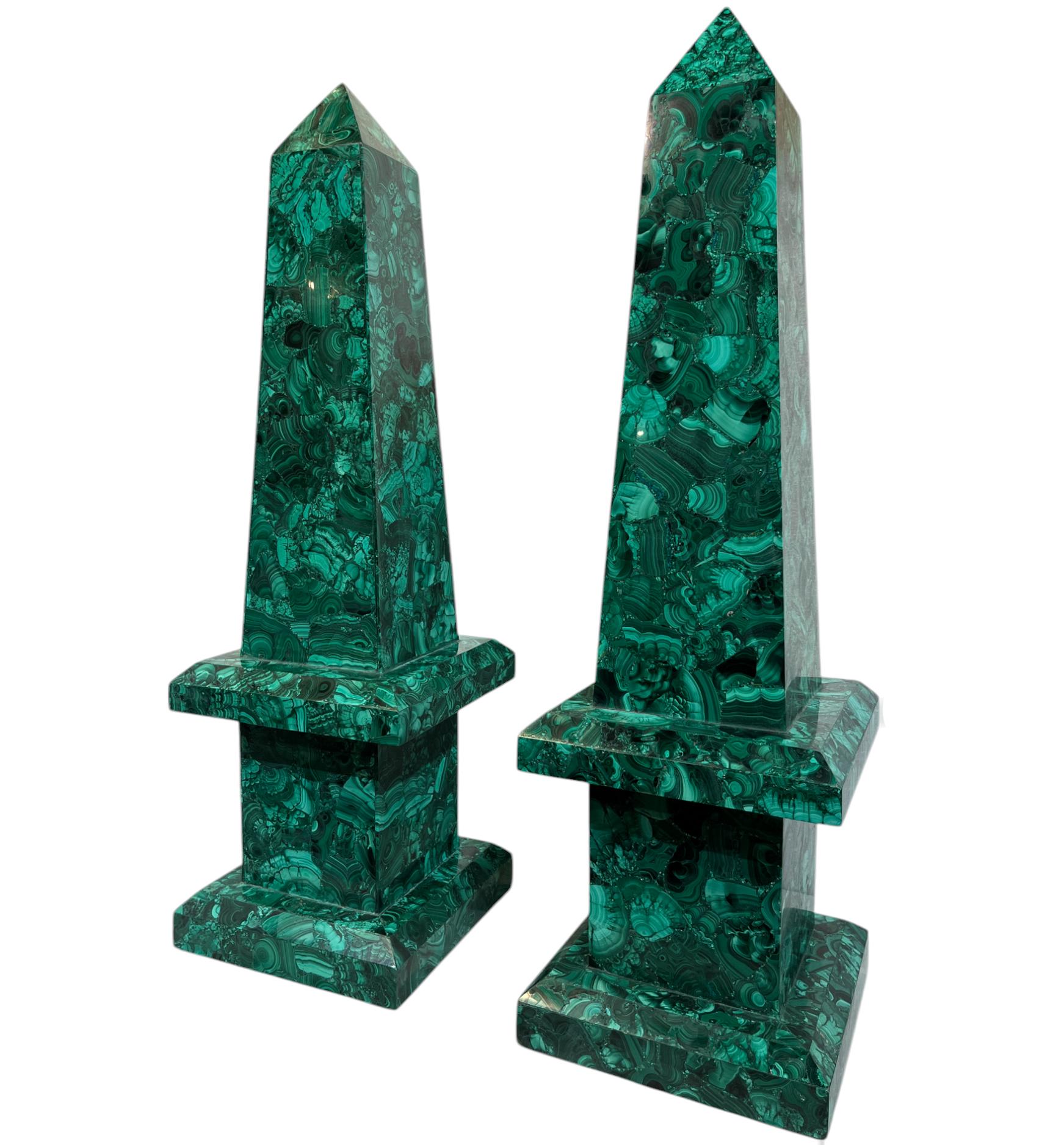 Malachite Paire d'obélisques malachite en vente