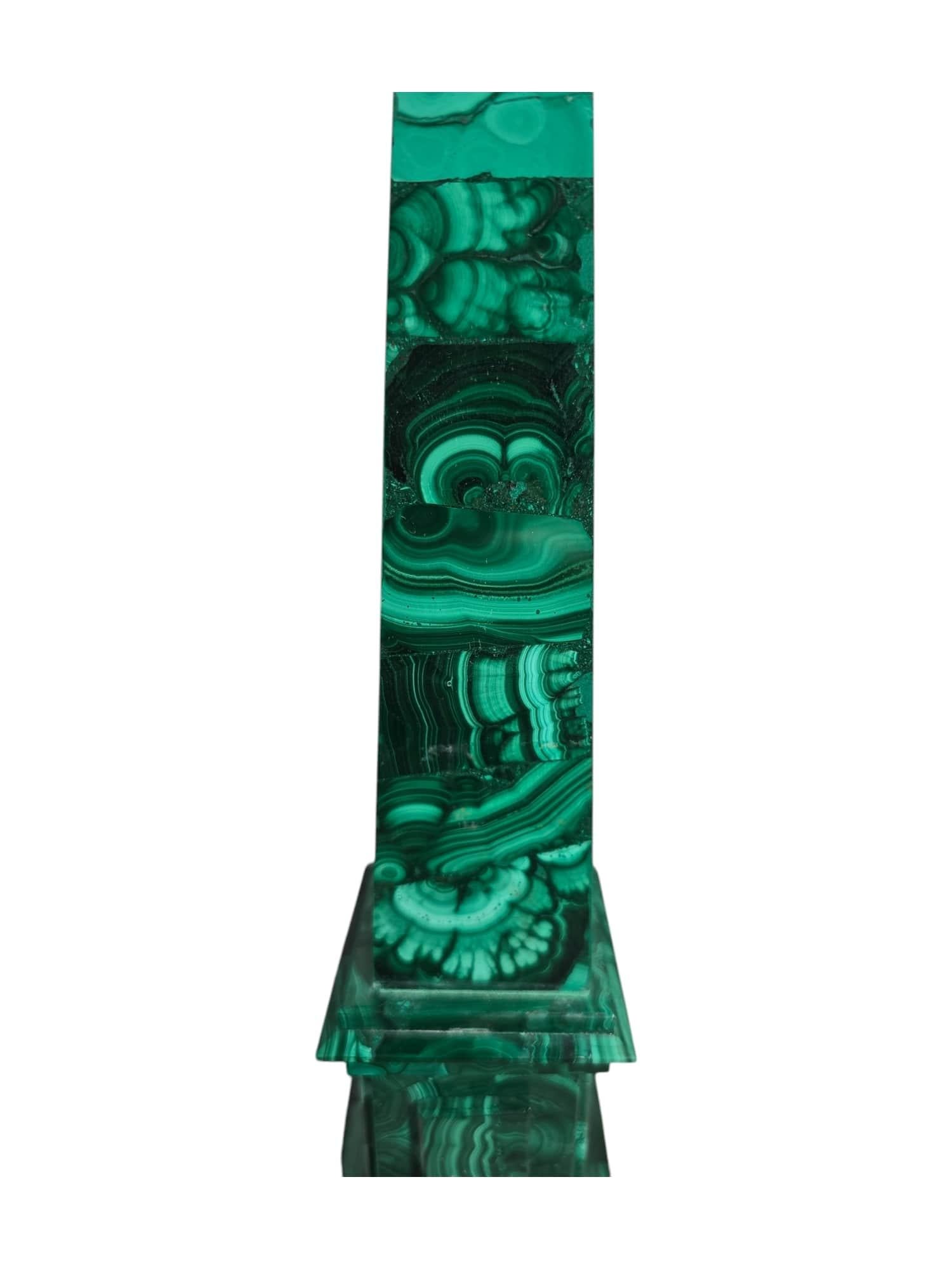Coppia di obelischi in malachite, metà del XX secolo in vendita 3