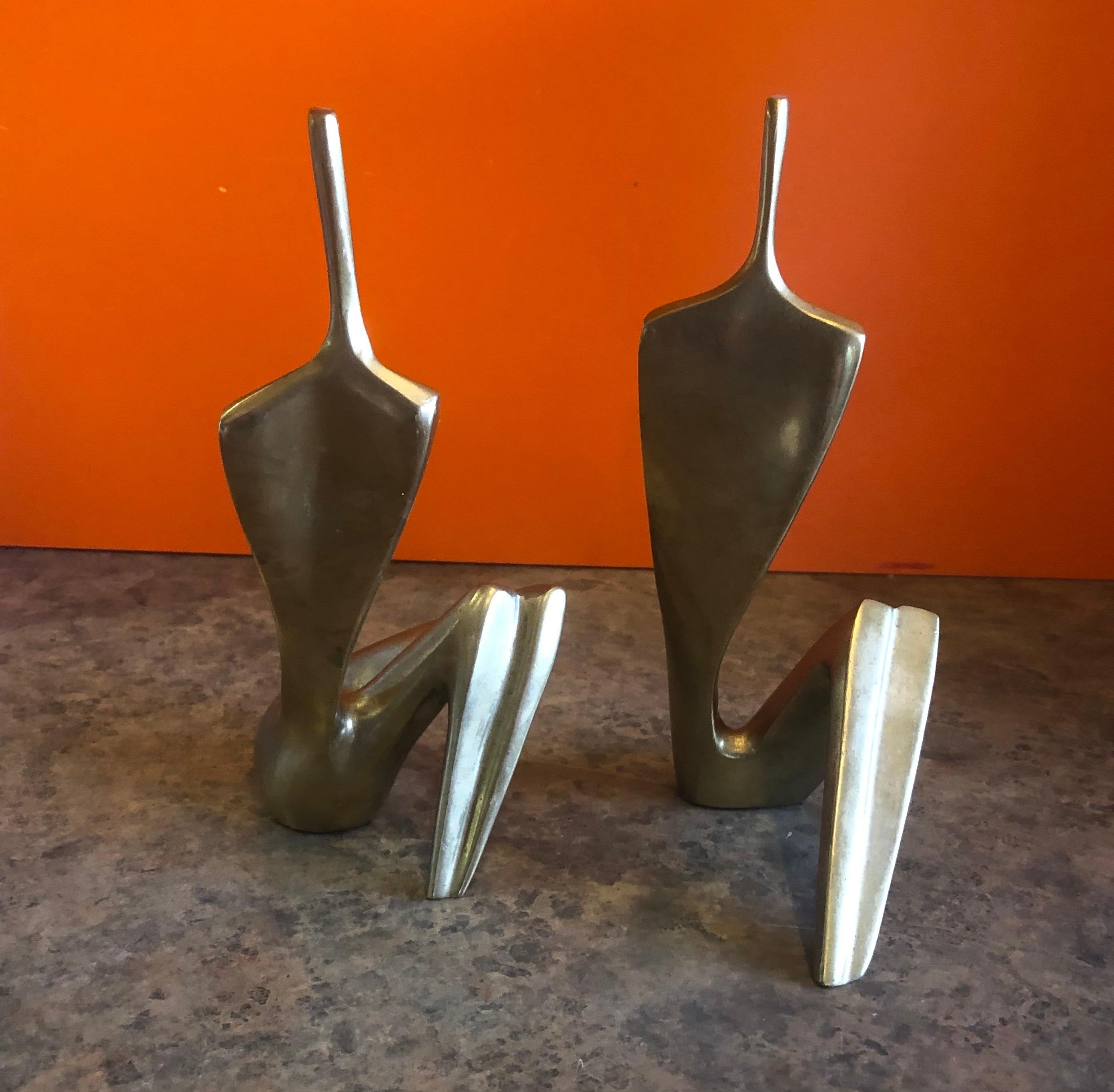 20th Century Pair of Man and Woman Patinated Bronze Sculptures by Itzik Ben Shalom For Sale